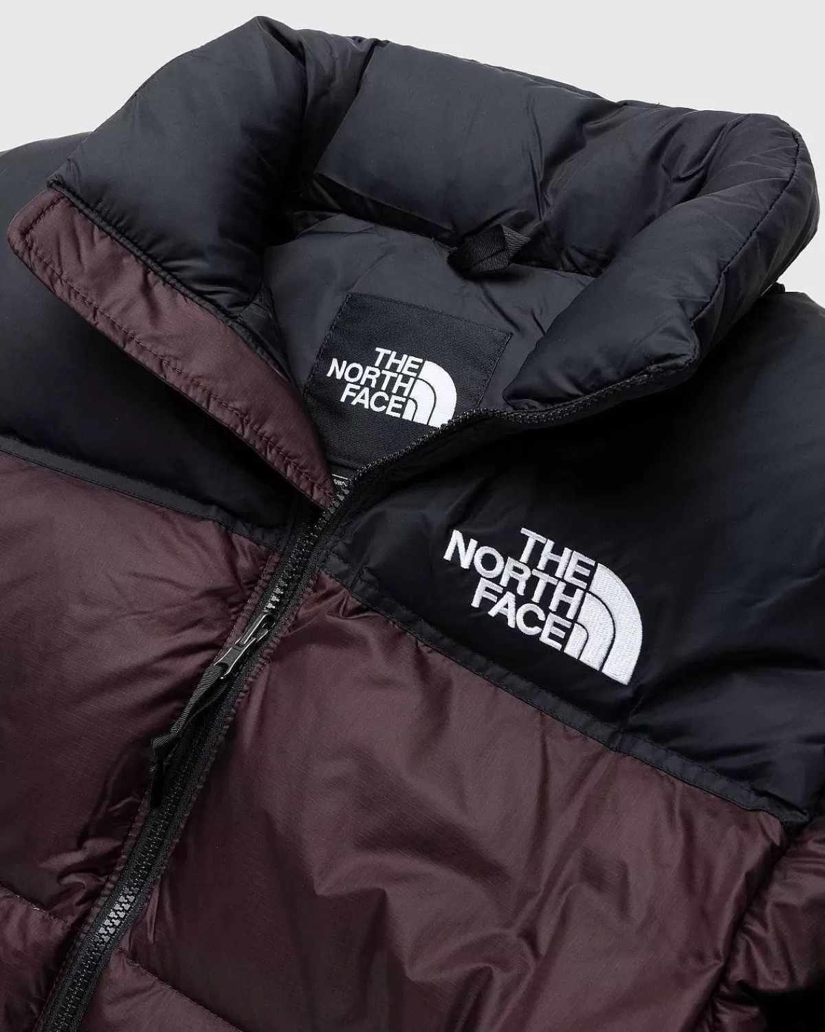 1996_retro_nuptse_jakke_kulbruntnf_sort_5.webp Overtøj>The North Face 1996 Retro Nuptse Jakke Kulbrun/Tnf Sort