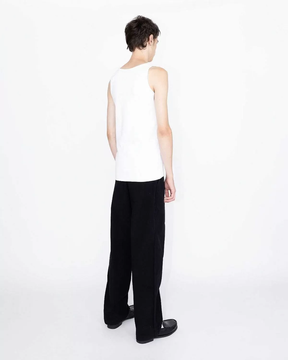 3_pack_heavyweight_tank_top_hvid_5.webp T-Shirts>Highsnobiety HS05 3 Pack Heavyweight Tank Top Hvid