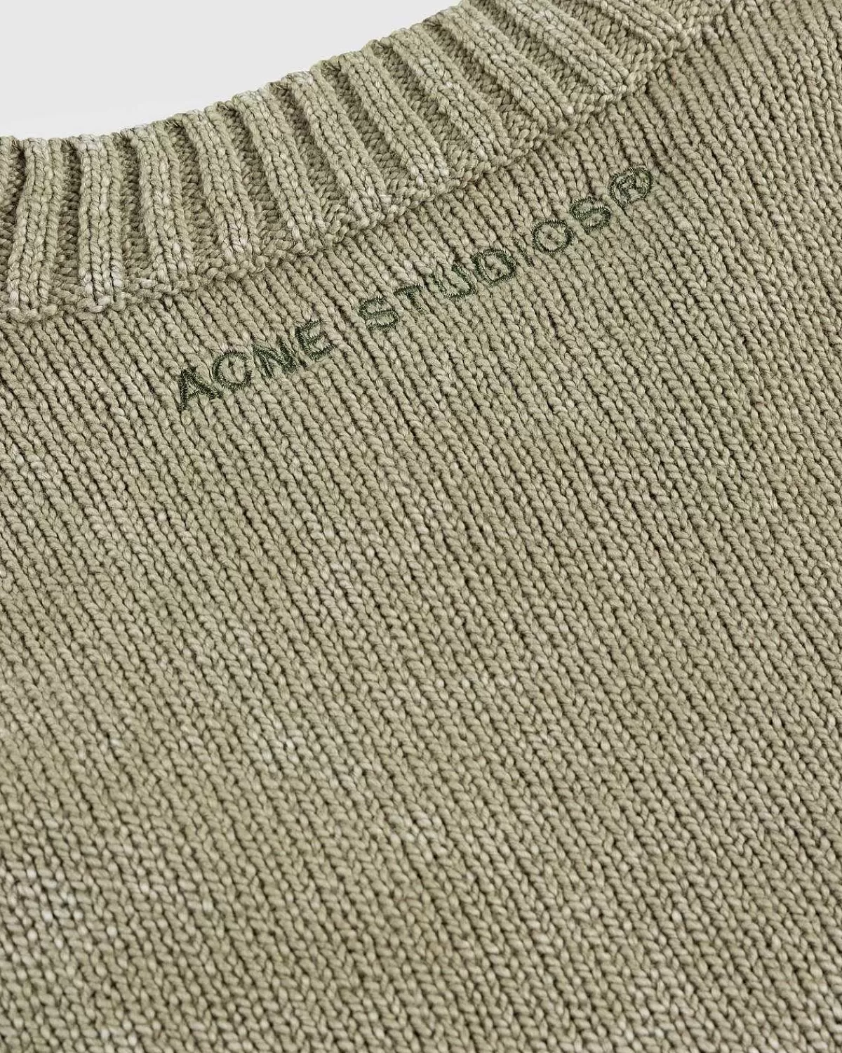 acid_wash_jumper_olivengron_7.webp Strik>Acne Studios Acid Wash Jumper Olivengron