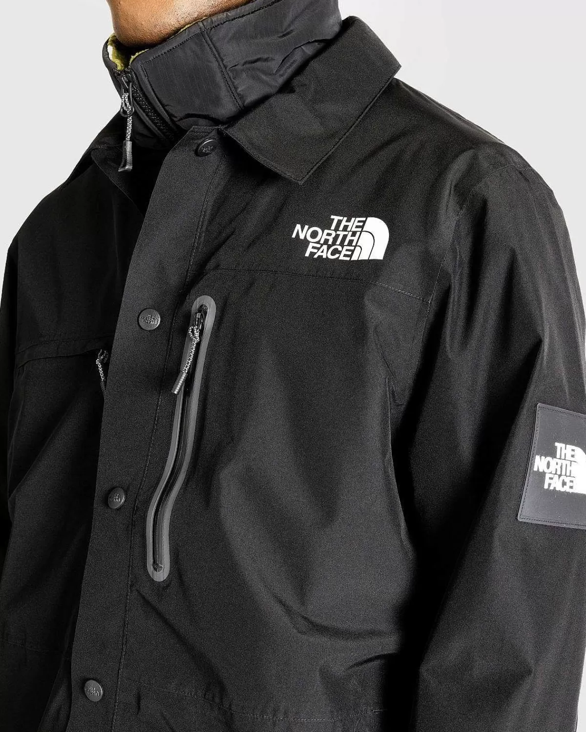 amos_tech_overshirt_tnf_sort_5.webp Skjorter>The North Face Amos Tech Overshirt Tnf Sort