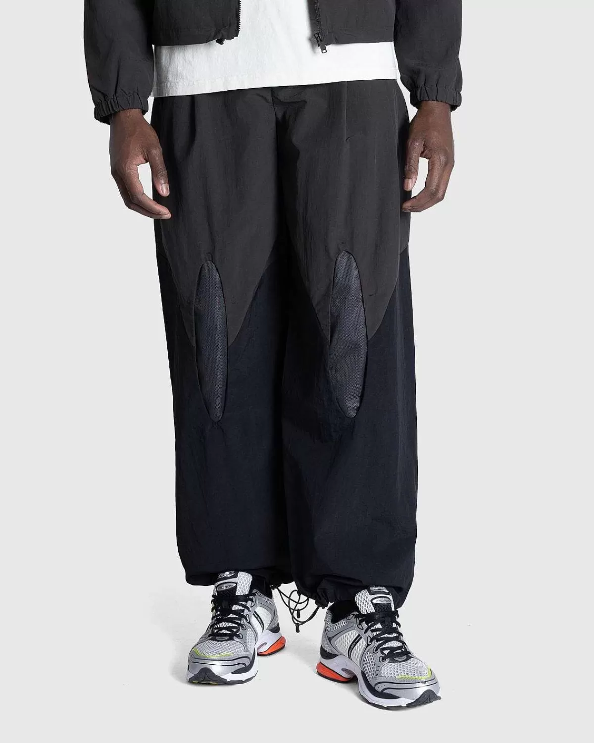 aperture_trackpant_sortmorkegron_2.webp Bukser>_J.L-A.L_ Aperture Trackpant Sort/Morkegron