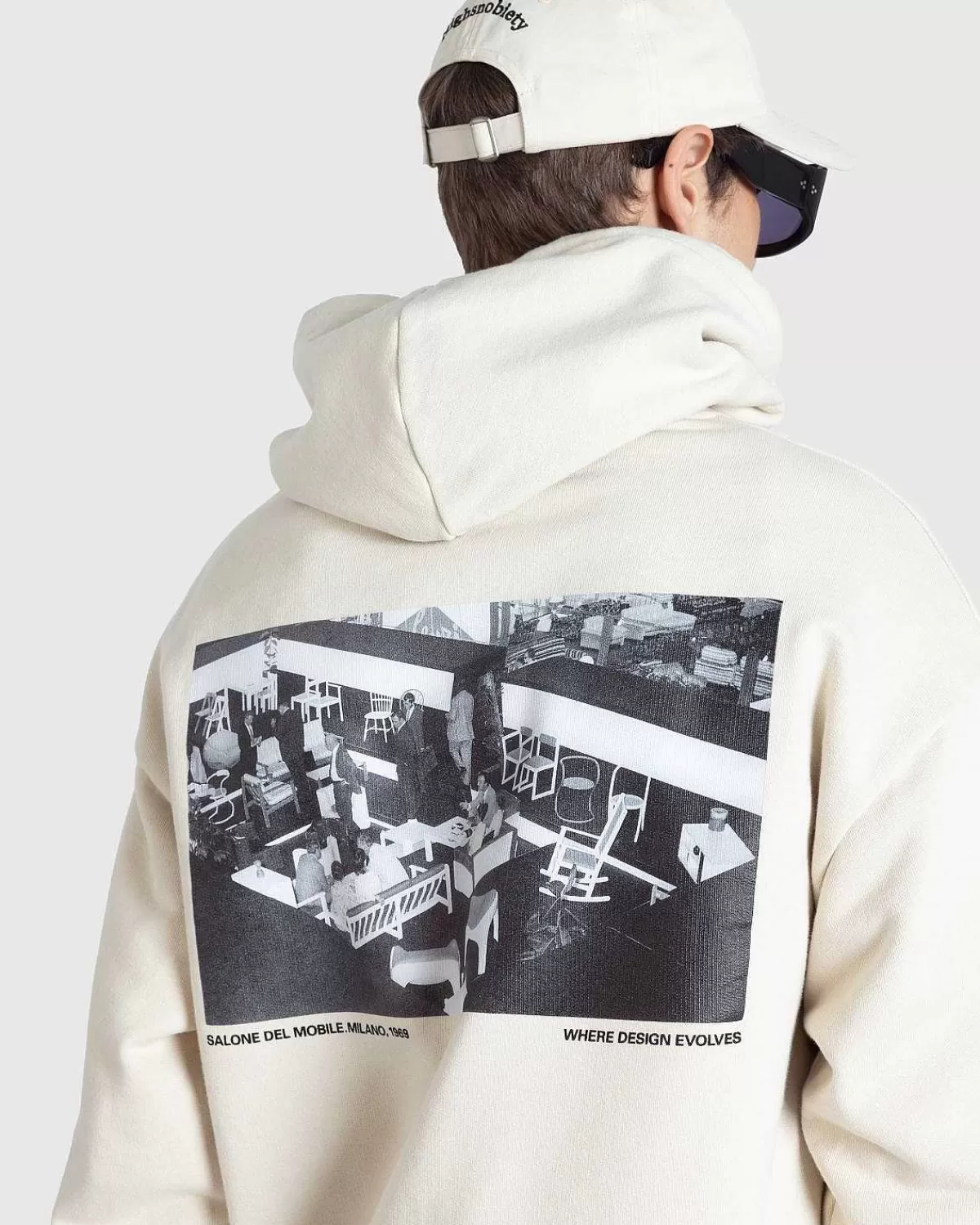 arkivhaettetroje_aeggeskal_7.webp Sveder>Highsnobiety Arkiv-Haettetroje Aeggeskal
