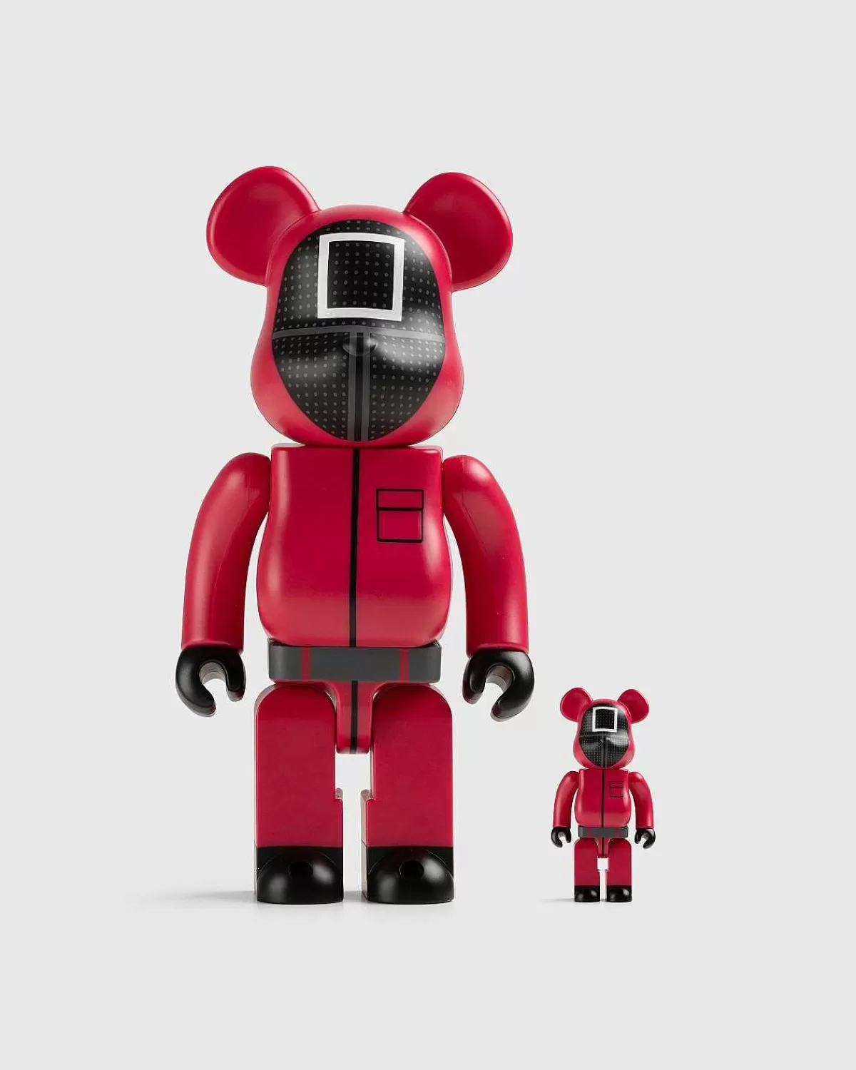 berbrick_squid_game_guard_100__400_set_multi_1.webp Samlerobjekter>Medicom Be@Rbrick Squid Game Guard 100% & 400% Set Multi