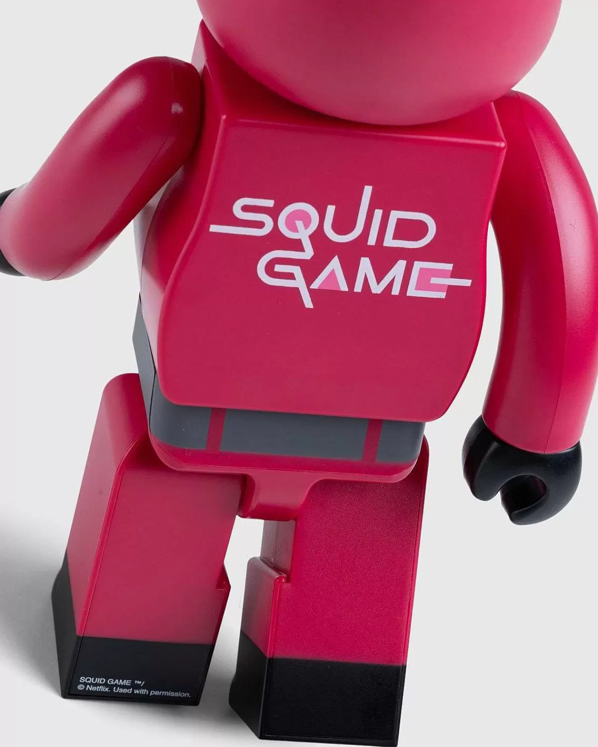 berbrick_squid_game_guard_100__400_set_multi_5-2.webp Samlerobjekter>Medicom Be@Rbrick Squid Game Guard 100% & 400% Set Multi