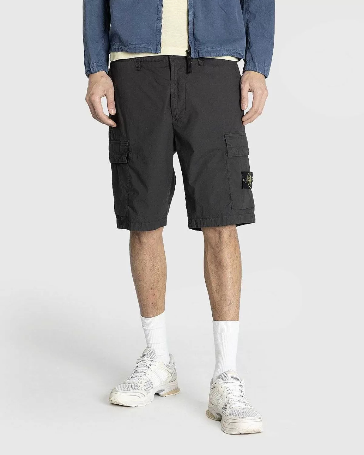 bermuda_shorts_charcoal_2.webp Shorts>Stone Island Bermuda Shorts Charcoal