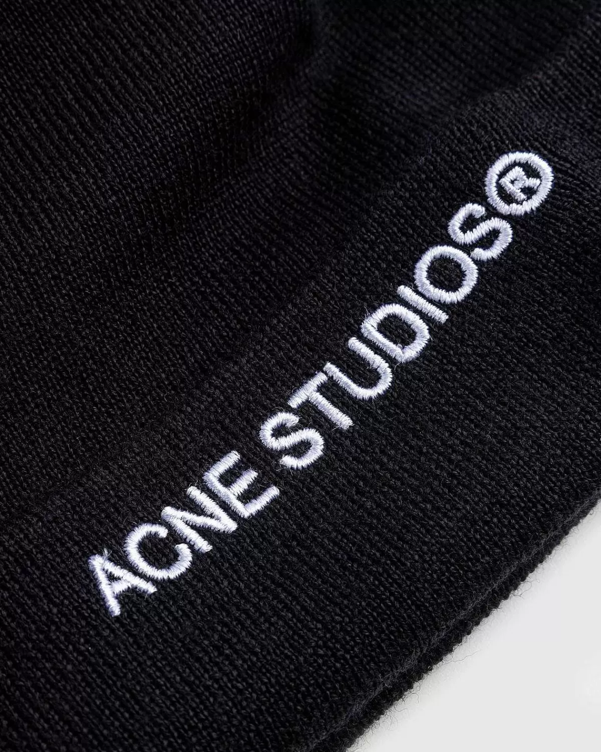 broderet_logo_beanie_sort_4.webp Vinter Tilbehør>Acne Studios Broderet Logo Beanie Sort