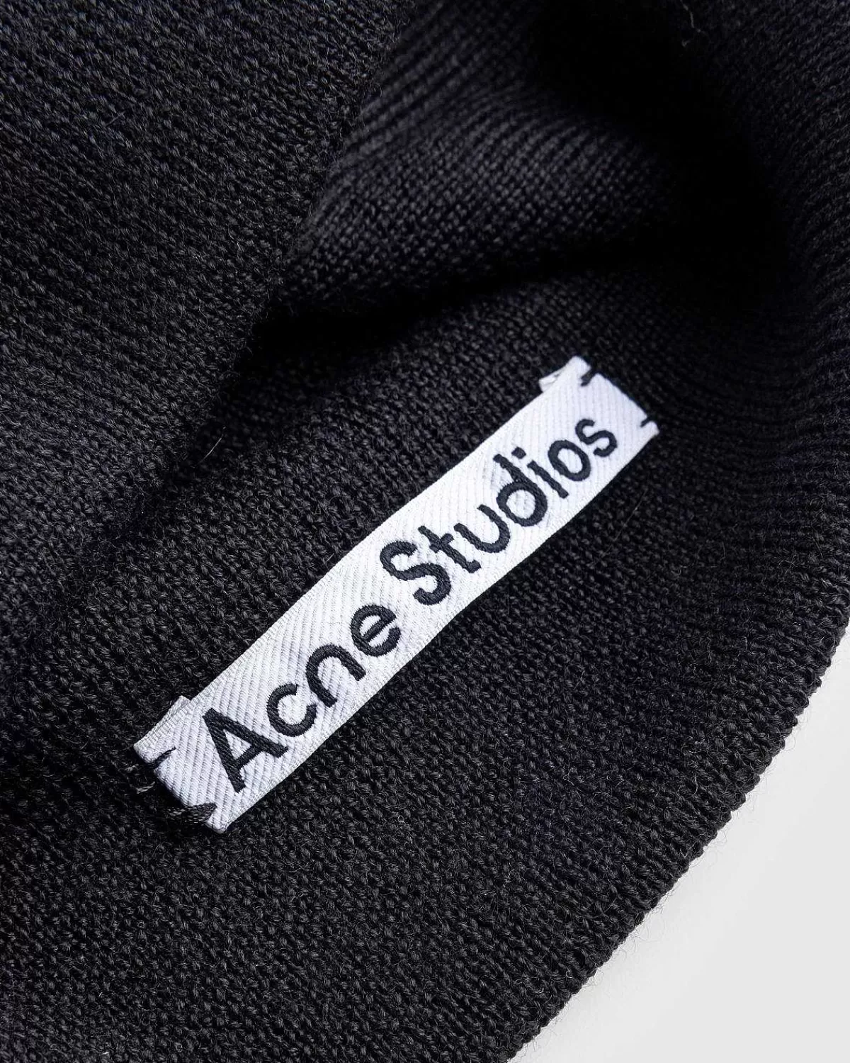 broderet_logo_beanie_sort_5.webp Vinter Tilbehør>Acne Studios Broderet Logo Beanie Sort