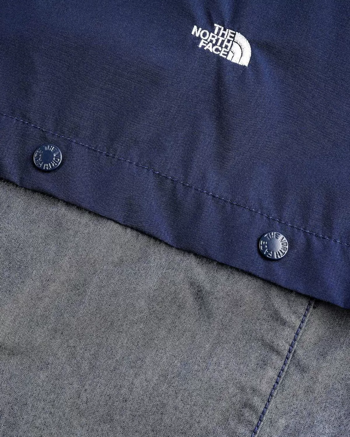 denim_ls_shirt_light_indigo_denim_wash_6.webp Skjorter>The North Face Denim Ls Shirt Light Indigo Denim Wash