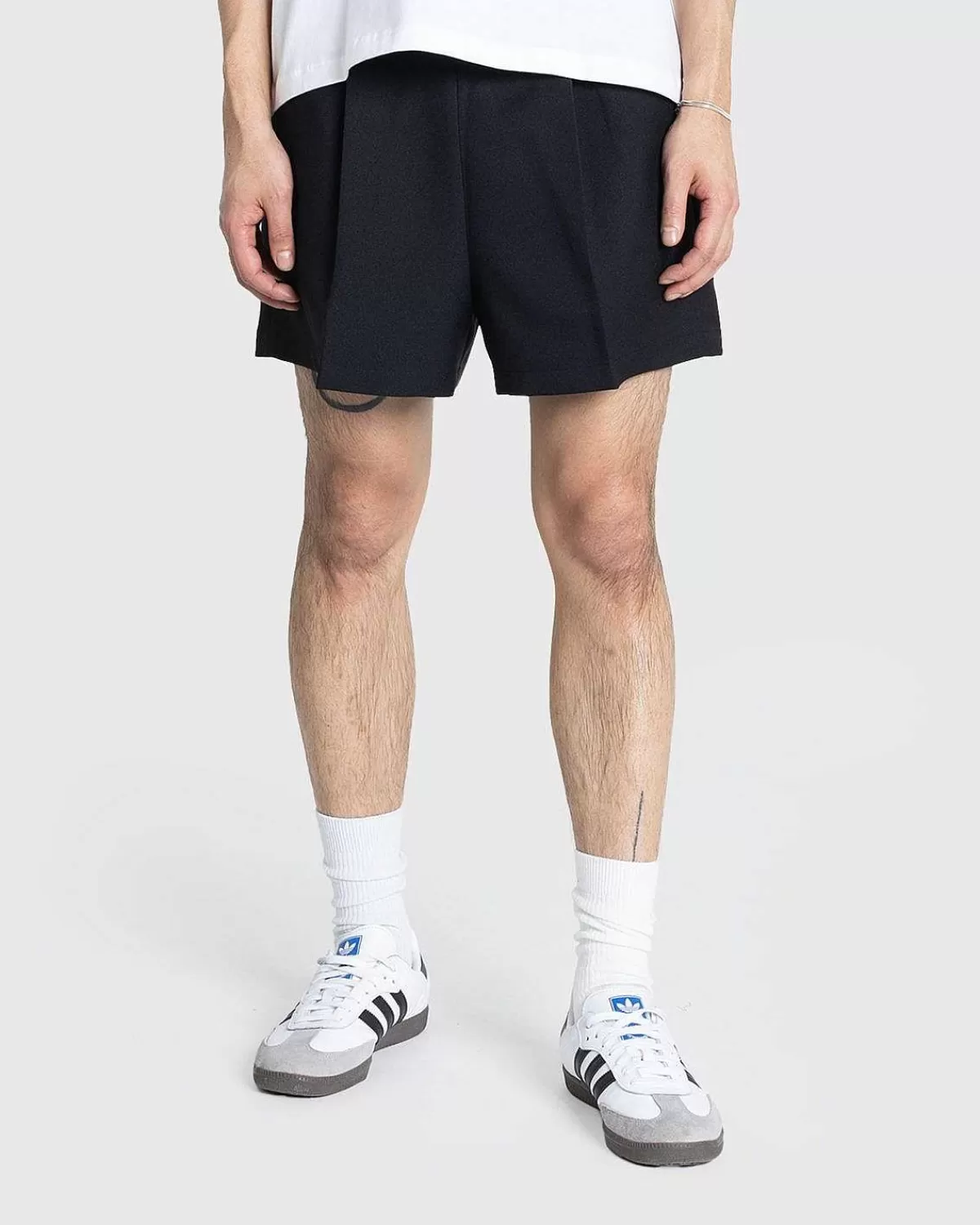 elaine_shorts_sort_2.webp Shorts>Stockholm Surfboard Club Elaine Shorts Sort