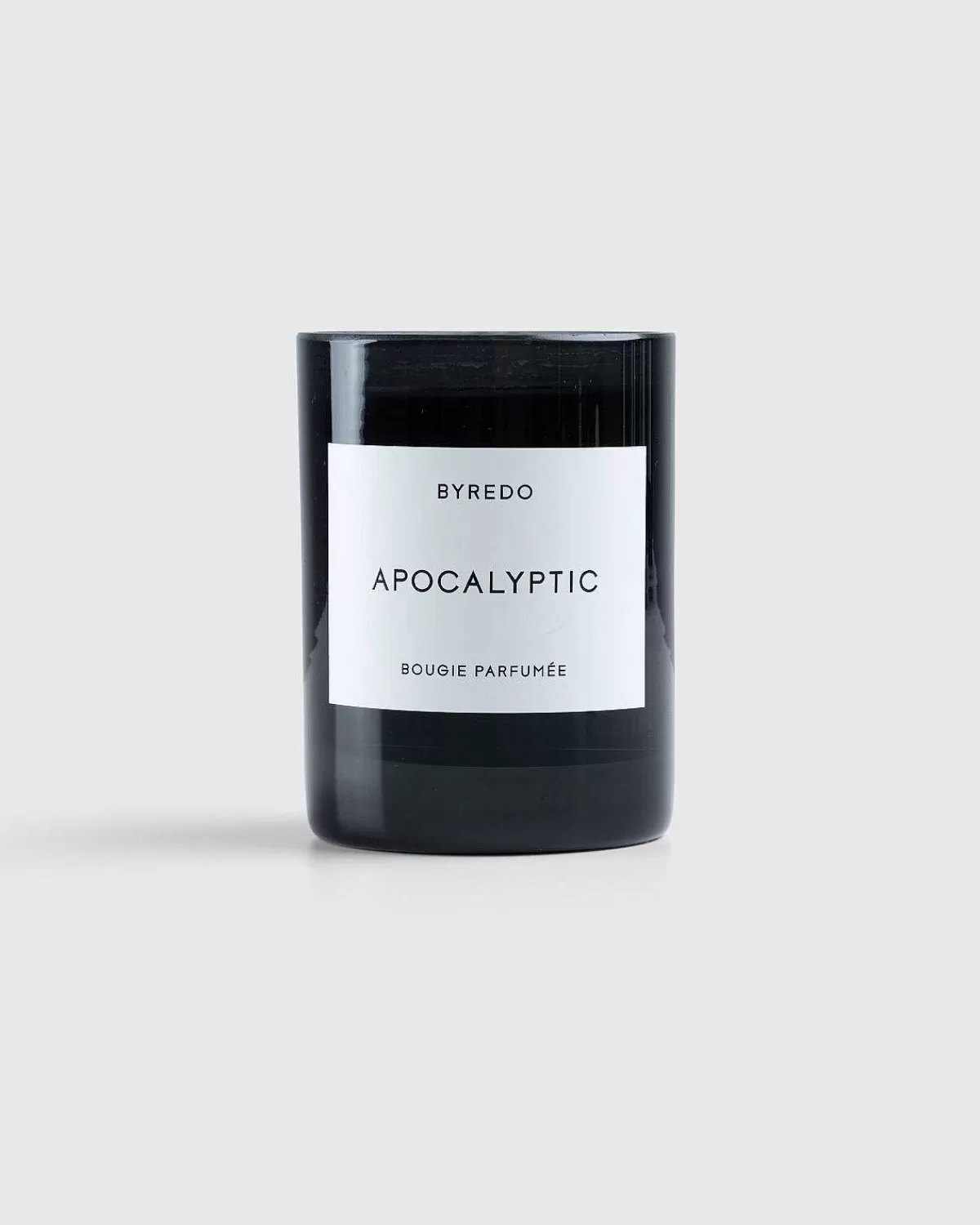 fc_apocalyptic_240g_1.webp Stearinlys>Byredo Fc Apocalyptic 240G