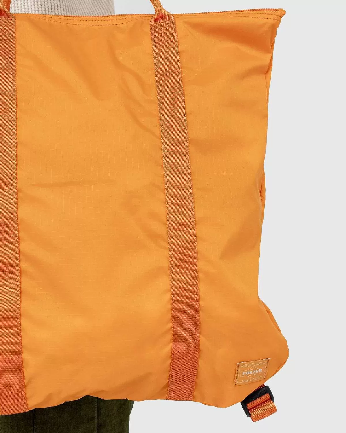 flex_2vejs_mulepose_orange_5.webp Tasker>Porter-Yoshida & Co. Flex 2-Vejs Mulepose Orange