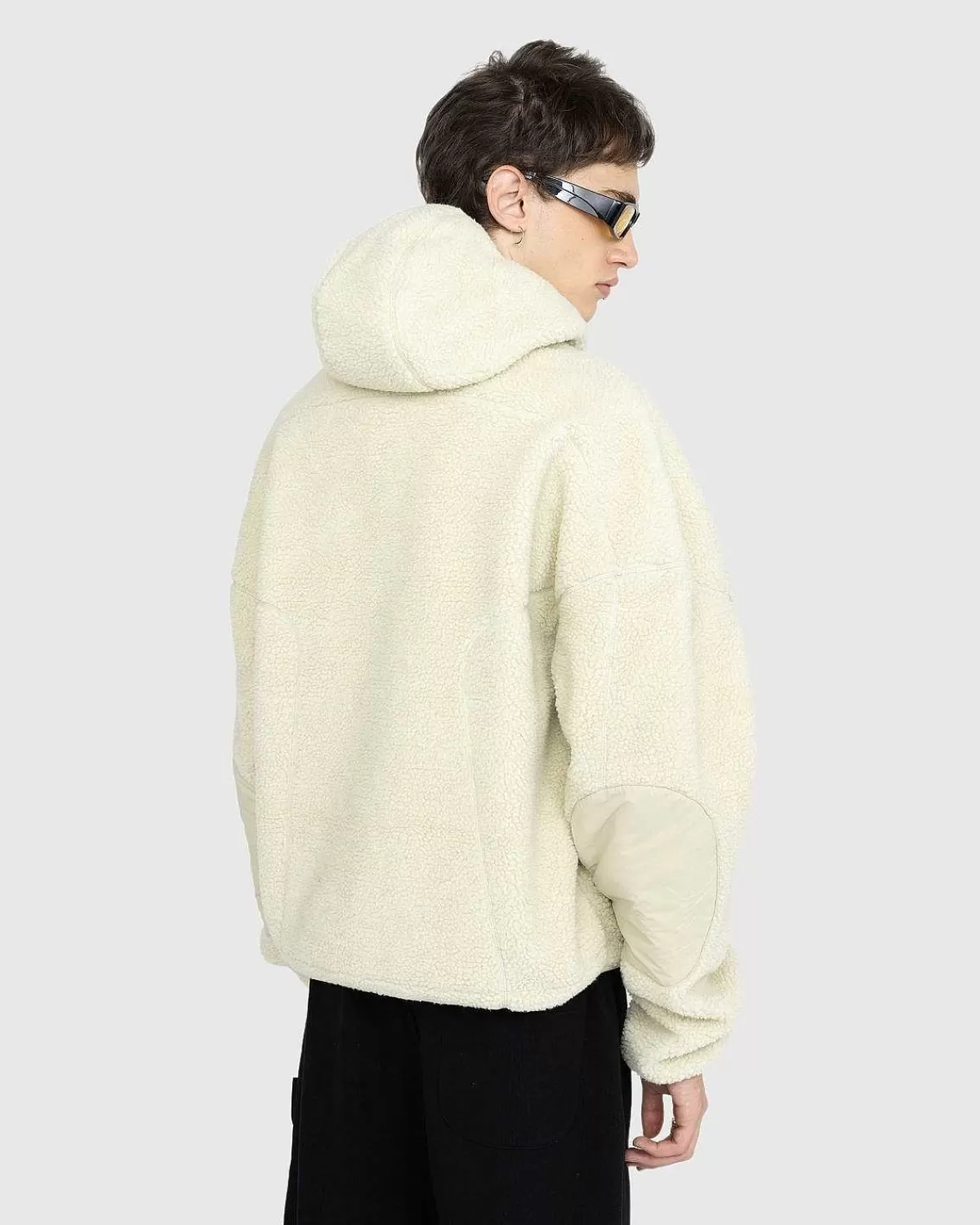 fluffy_fleece_v2_hvid_3.webp Sveder>Entire Studios Fluffy Fleece V2 Hvid