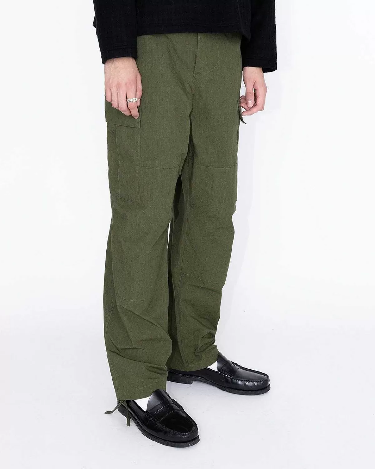 forstaerket_nylon_cargo_buks_khaki_3.webp Bukser>Highsnobiety HS05 Forstaerket Nylon Cargo Buks Khaki