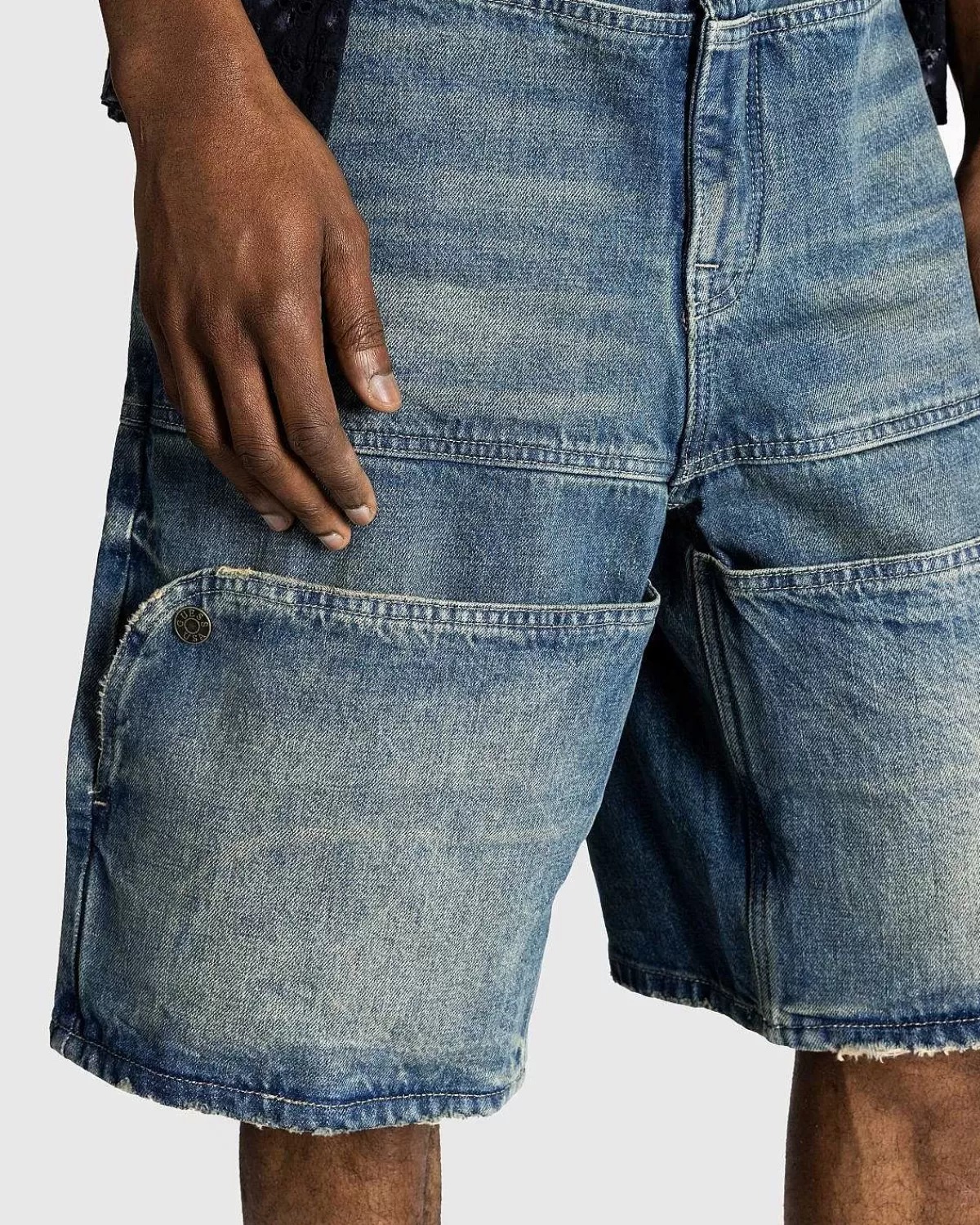 gusa_utility_short_gusa_brugt_indigo_wash_5.webp Shorts>Guess USA Gusa Utility Short Gusa Brugt Indigo Wash