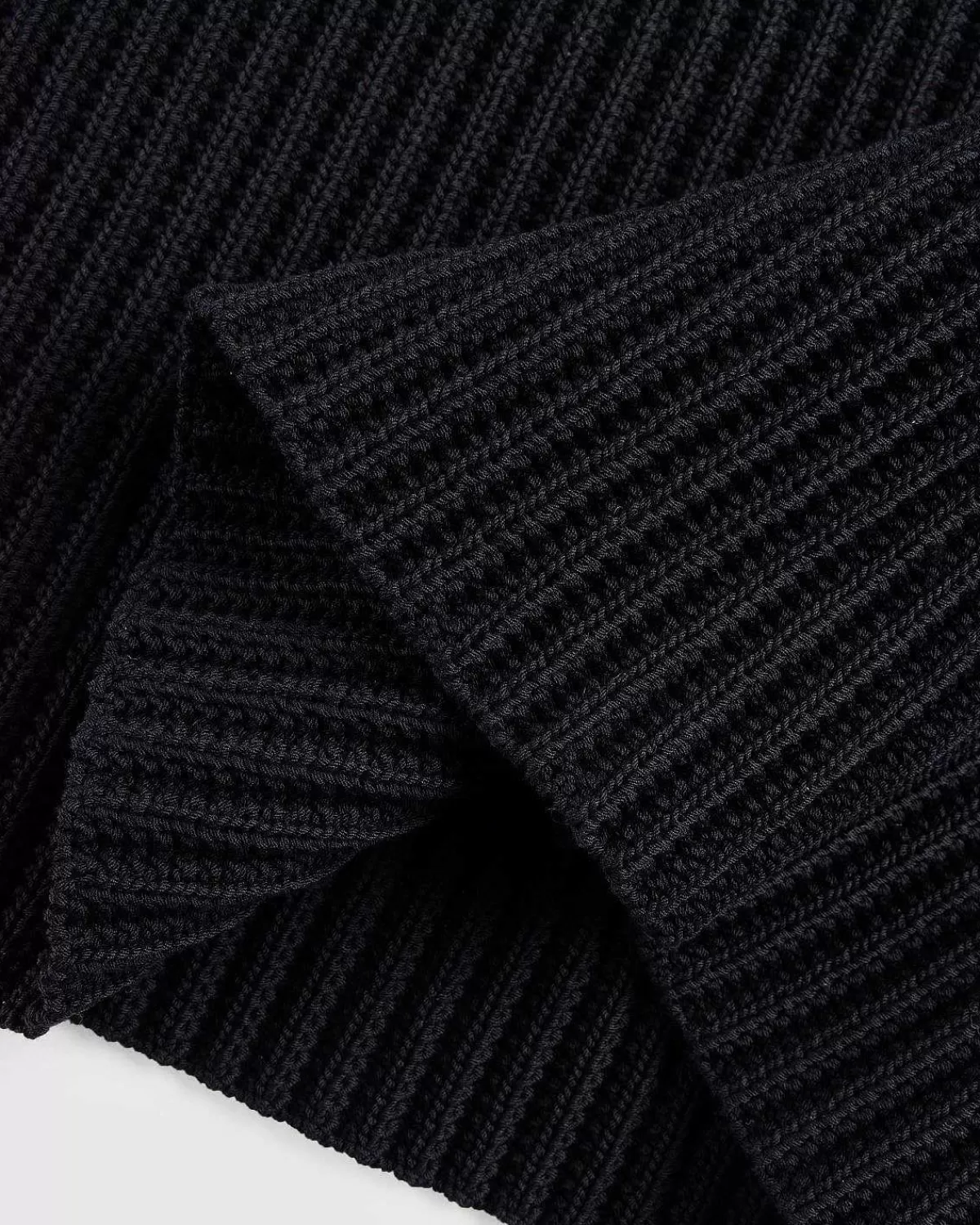 haeklet_vest_sort_7.webp Strik>Martine Rose Haeklet Vest Sort