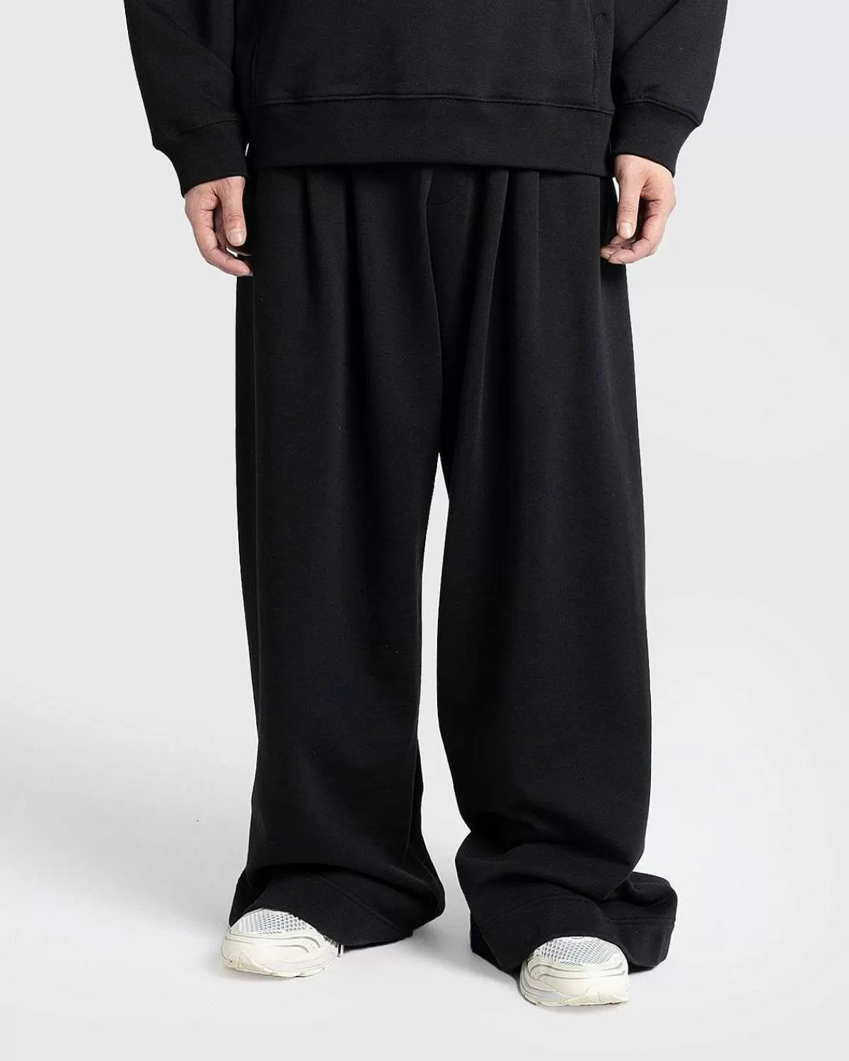 hama_bomuldstrojebukser_sorte_2.webp Bukser>Dries van Noten Hama Bomuldstrojebukser Sorte