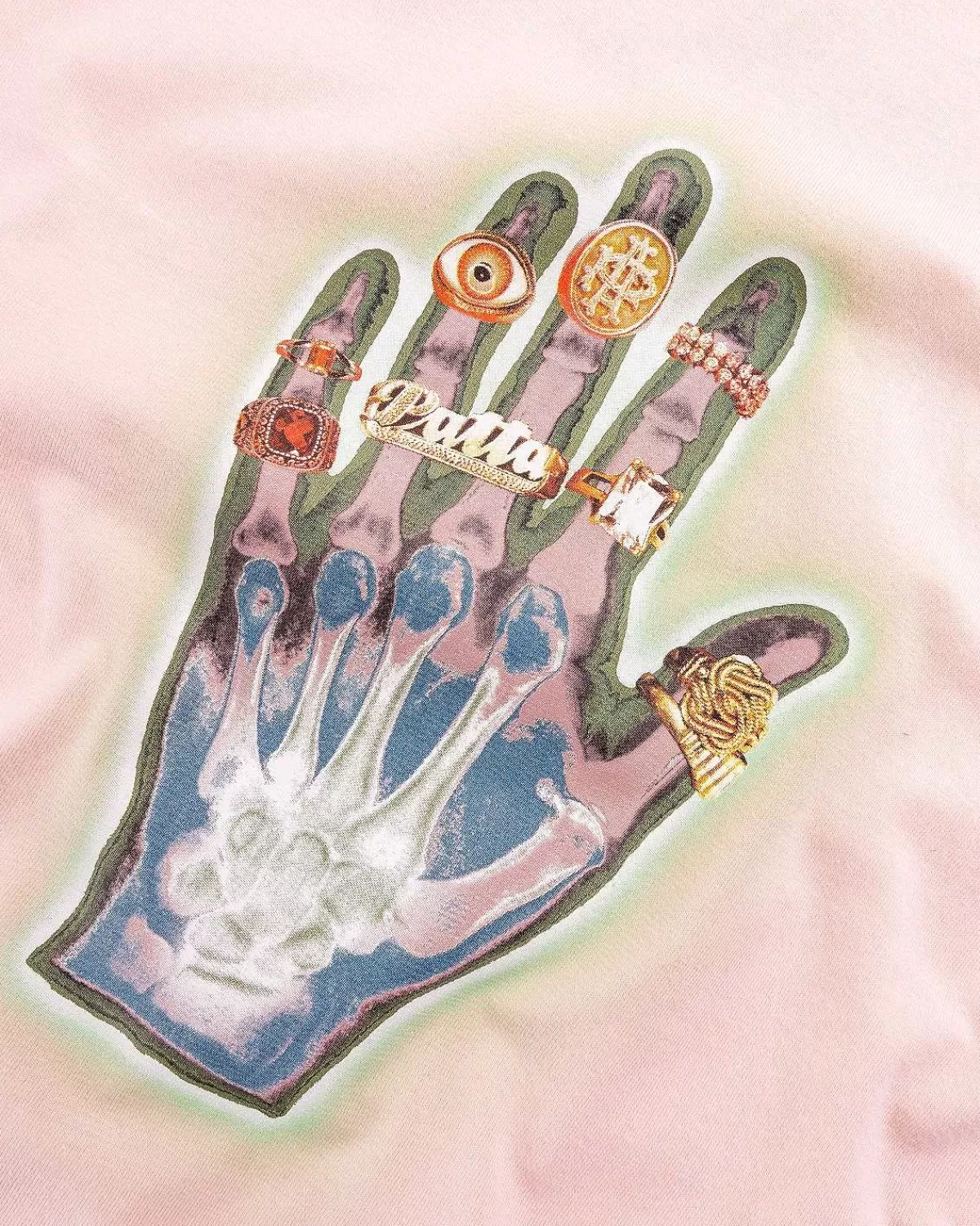 healing_hands_tshirt_lotus_6.webp T-Shirts>Patta Healing Hands T-Shirt Lotus