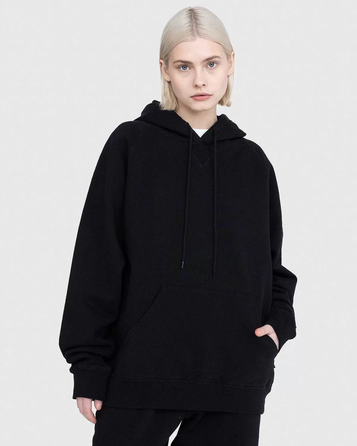 heavy_fleece_haettetroje_sort_5.webp Sveder>Highsnobiety Heavy Fleece Haettetroje Sort