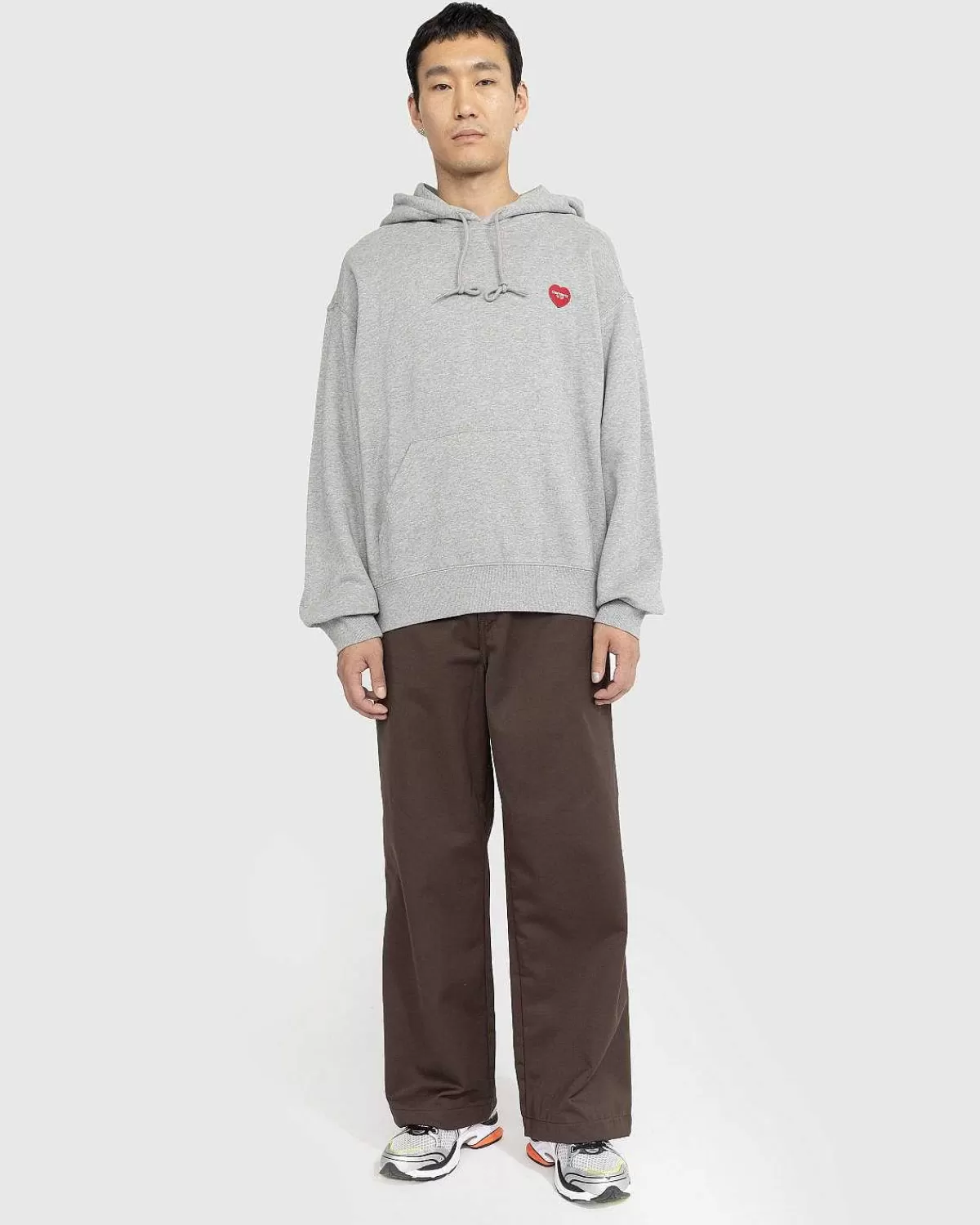 hjertetroje_med_haette_gra_heather_2.webp Sveder>Carhartt WIP Hjertetroje Med Haette Gra Heather
