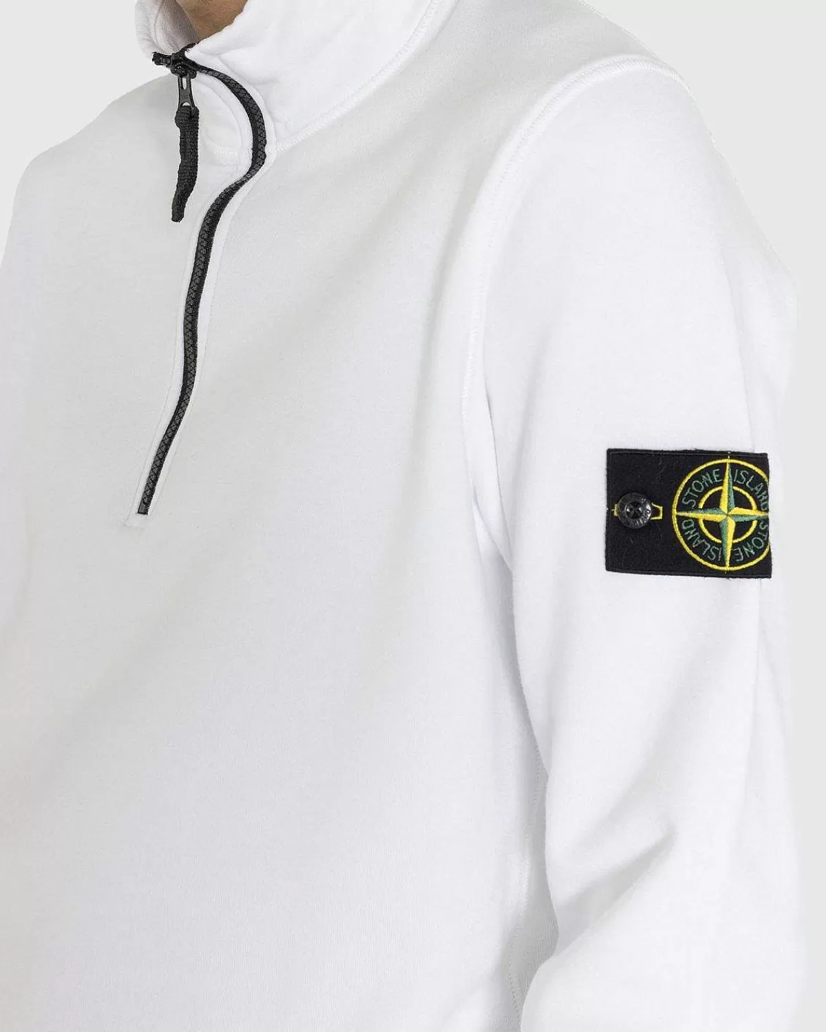 hvid_sweatshirt_med_halv_lynlas_5.webp Sveder>Stone Island Hvid Sweatshirt Med Halv Lynlas