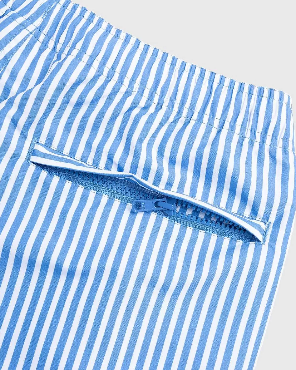 island_swim_trunk_piscine_matson_stripe_4.webp Badetøj>Carhartt WIP Island Swim Trunk Piscine Matson Stripe