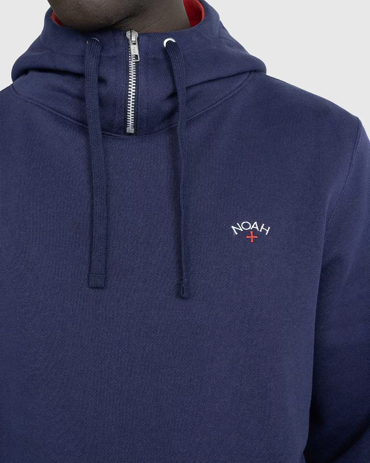 kvart_lynlas_haettetroje_navy_5.webp Sveder>Puma Kvart Lynlas Haettetroje Navy