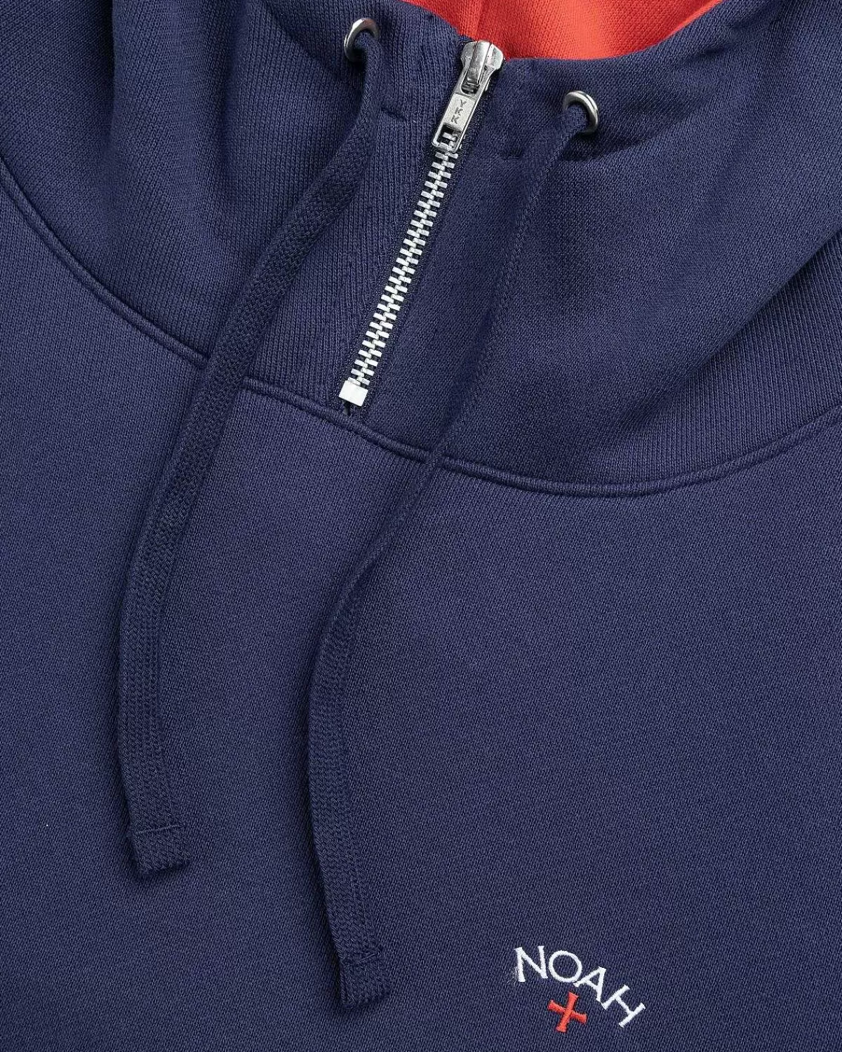 kvart_lynlas_haettetroje_navy_7.webp Sveder>Puma Kvart Lynlas Haettetroje Navy