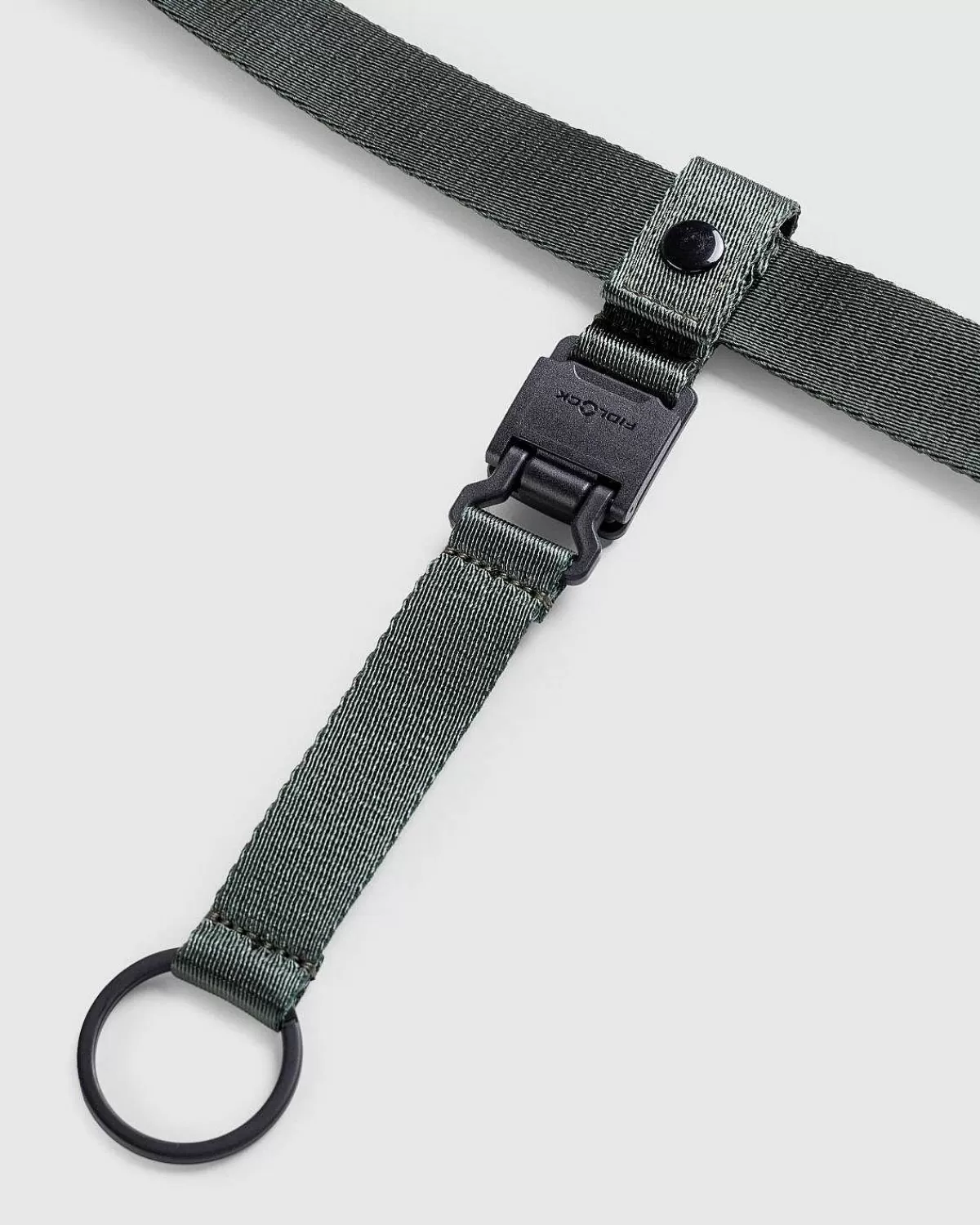 logo_baelte_sort_4.webp Bælter>Stone Island Logo Baelte Sort