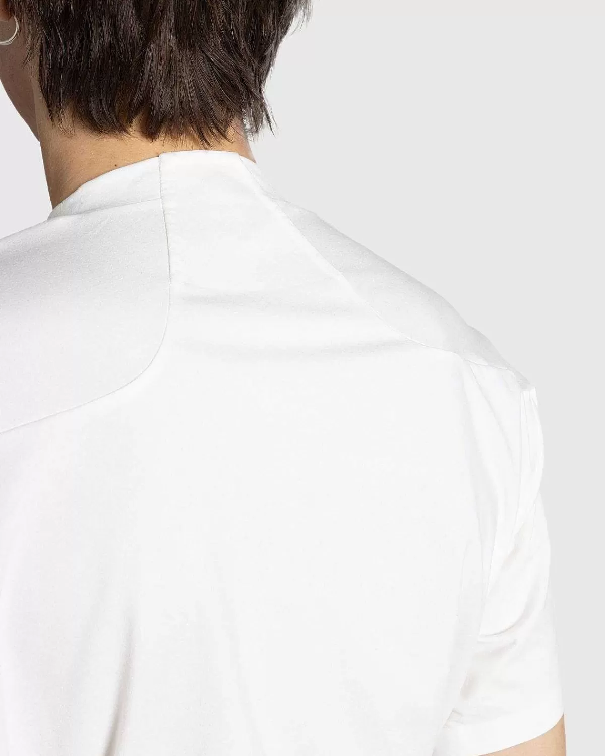 merino_base_ss_t_offwhite_5.webp T-Shirts>And Wander Merino Base Ss T Off-White