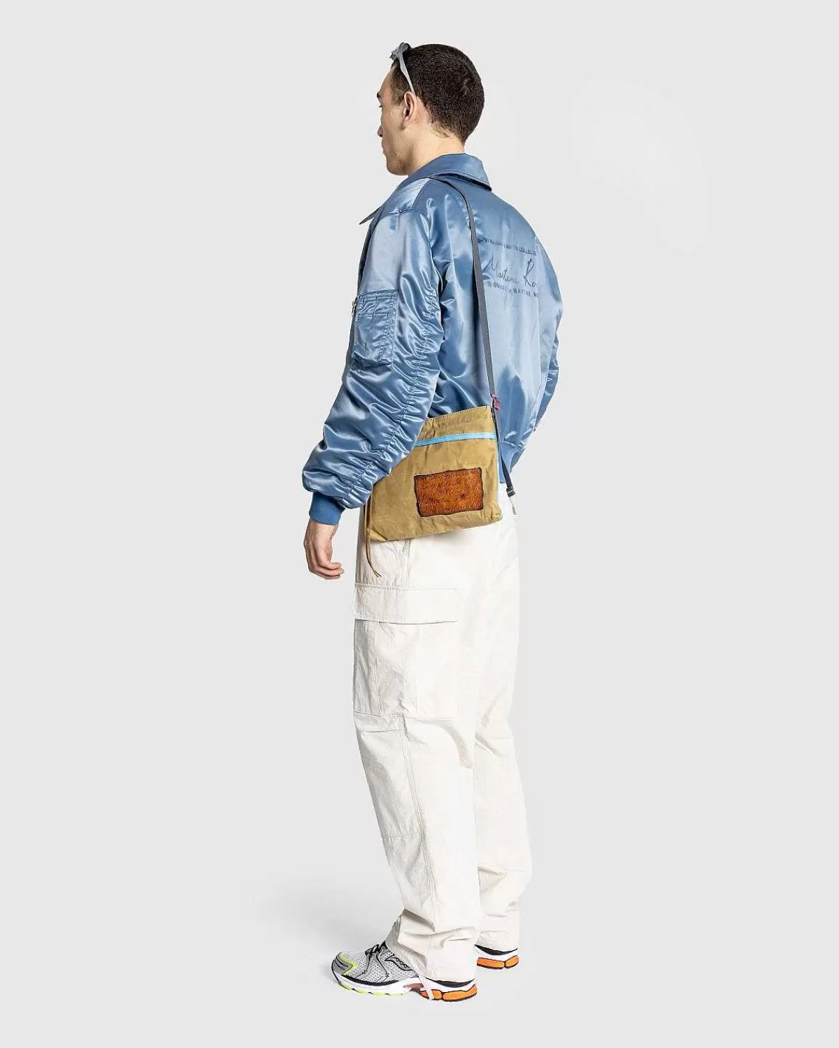 mini_messenger_bag_beigebla_4.webp Tasker>Acne Studios Mini Messenger Bag Beige/Bla
