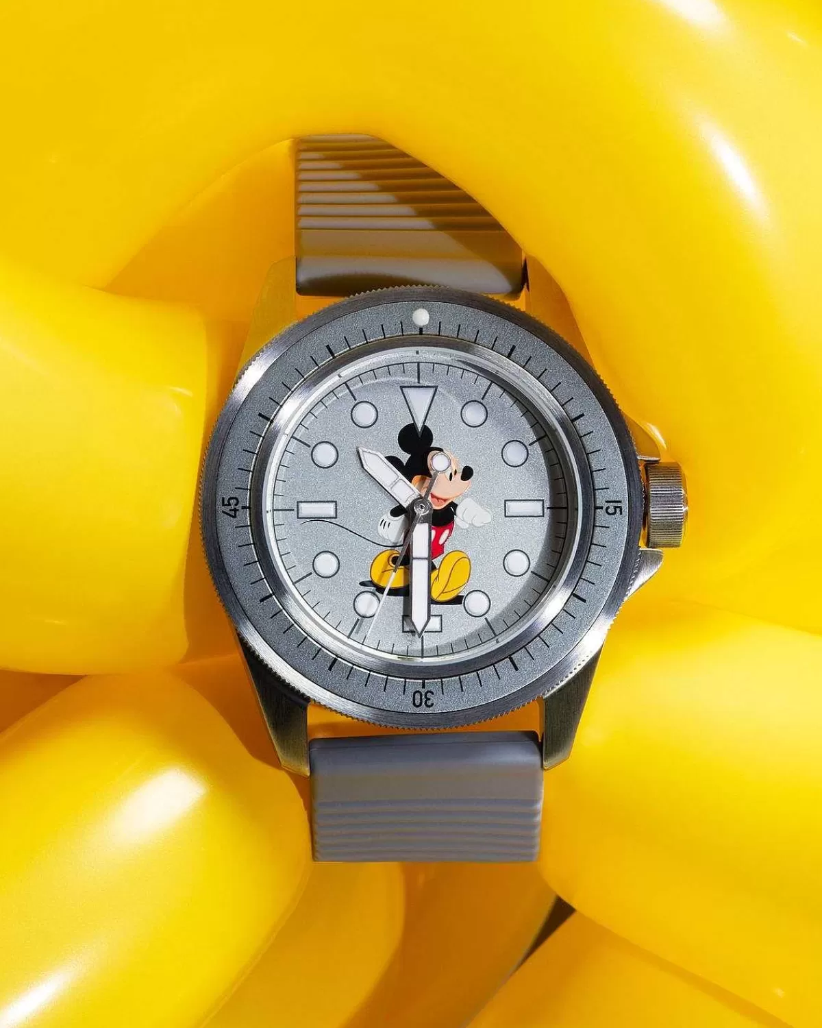 model_uno_u1shs2_8.webp Ure>Disney Model Uno U1S-Hs2