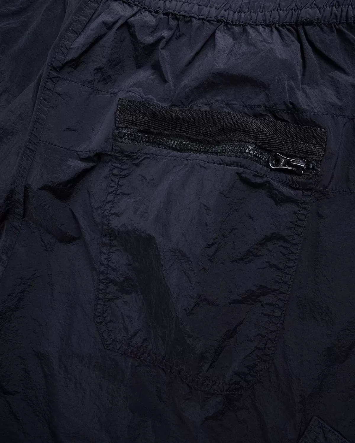 nylon_cargo_bukser_charcoal_7.webp Bukser>Stone Island Nylon Cargo Bukser Charcoal