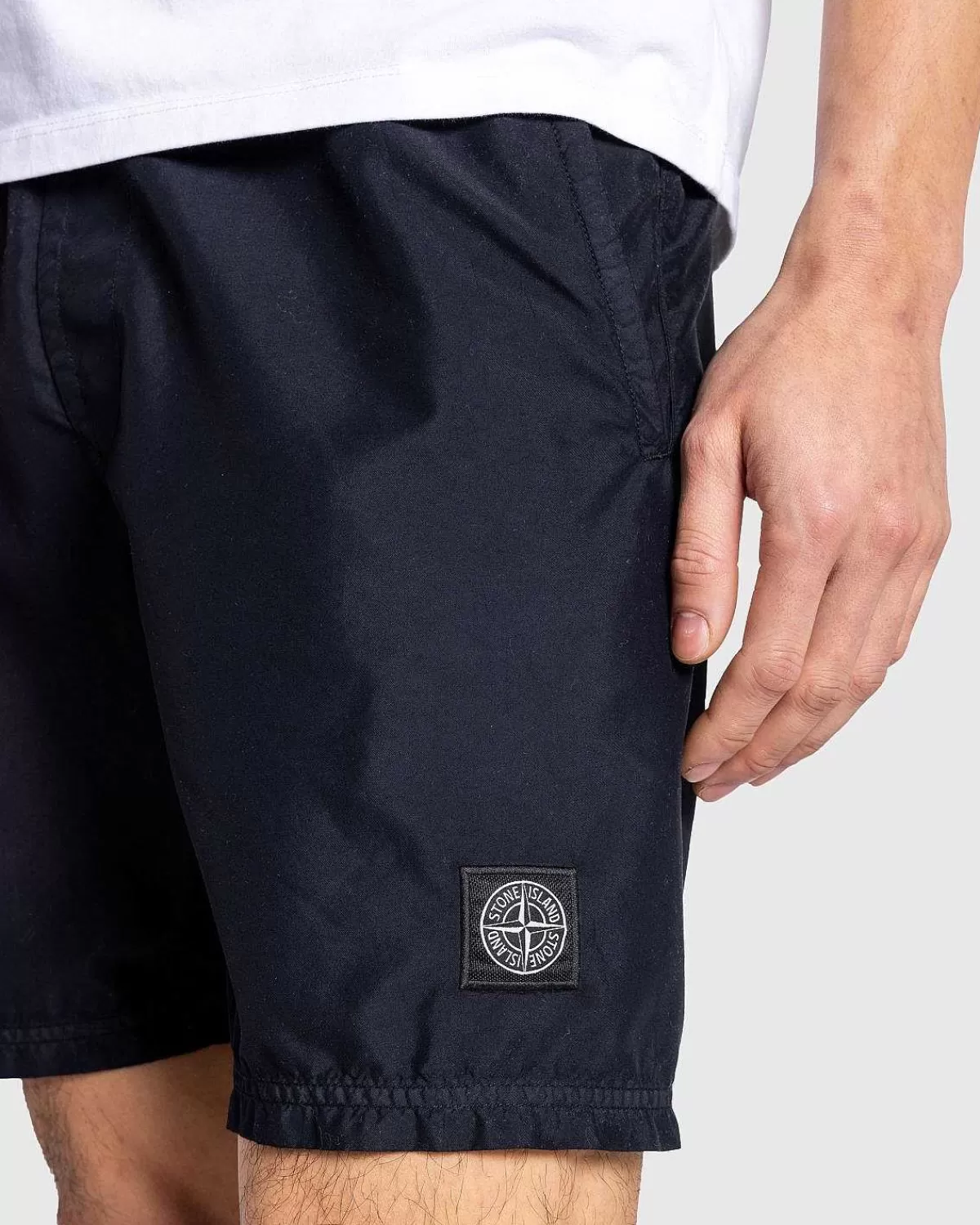 nylon_metal_badeshorts_sort_5-1.webp Badetøj>Stone Island Nylon Metal Badeshorts Sort