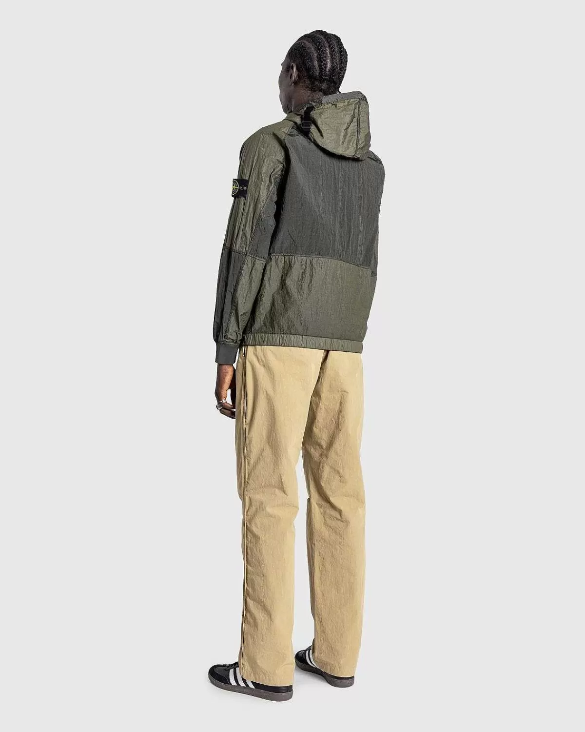 nylon_metal_haettejakke_musk_3.webp Overtøj>Stone Island Nylon Metal Haettejakke Musk