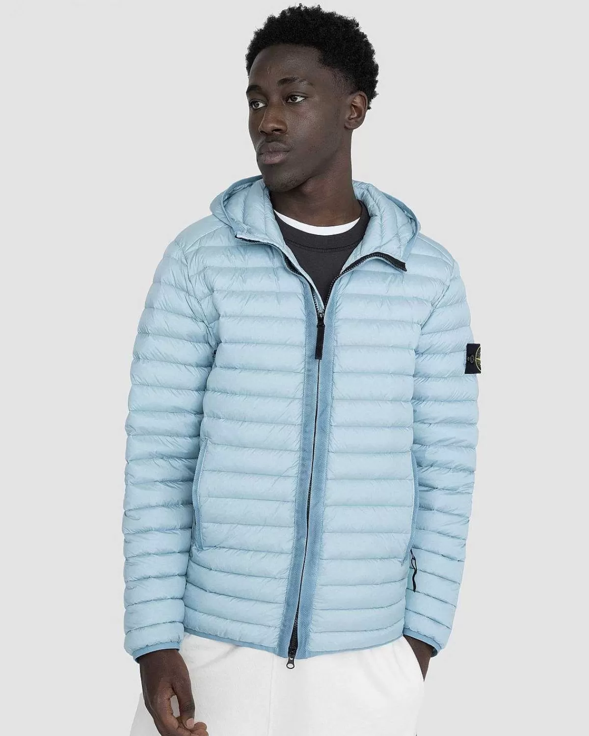 pakbar_genbrugsnylon_dunjakke_himmelbla_2.webp Overtøj>Stone Island Pakbar Genbrugsnylon Dunjakke Himmelbla