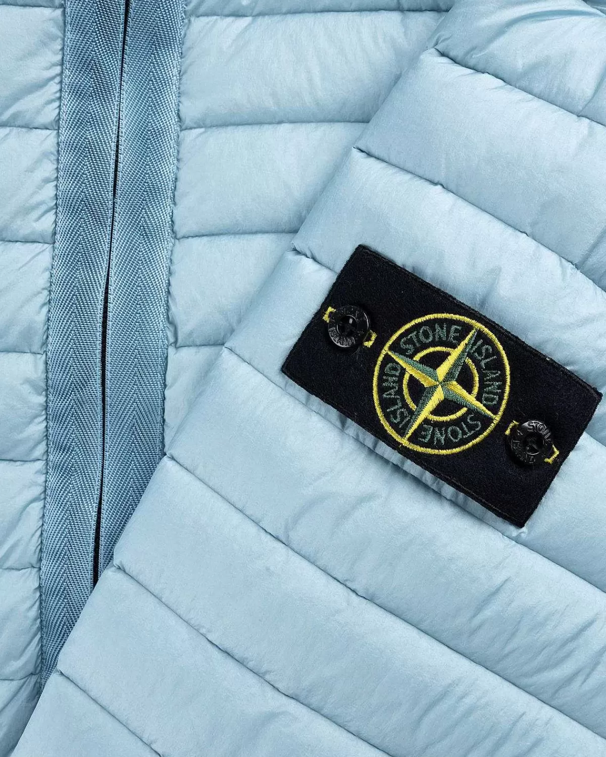 pakbar_genbrugsnylon_dunjakke_himmelbla_6.webp Overtøj>Stone Island Pakbar Genbrugsnylon Dunjakke Himmelbla