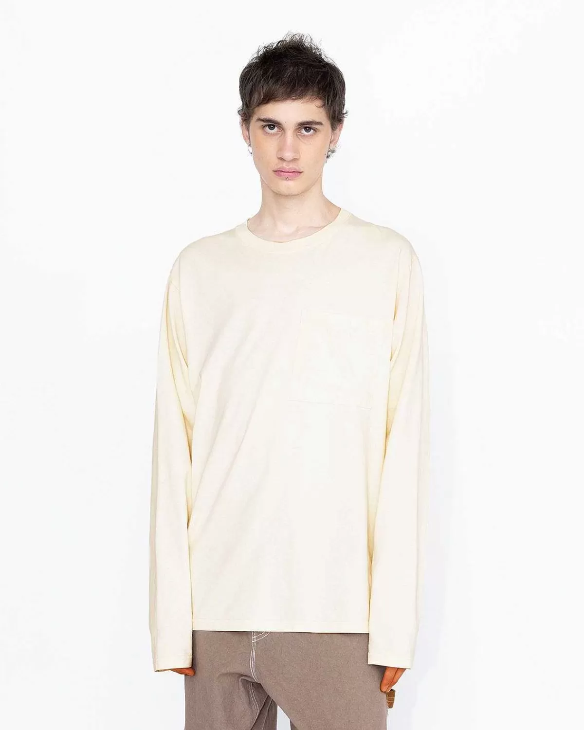 pigmentfarvet_boxy_langaermet_jersey_natural_3.webp T-Shirts>Highsnobiety HS05 Pigmentfarvet Boxy Langaermet Jersey Natural