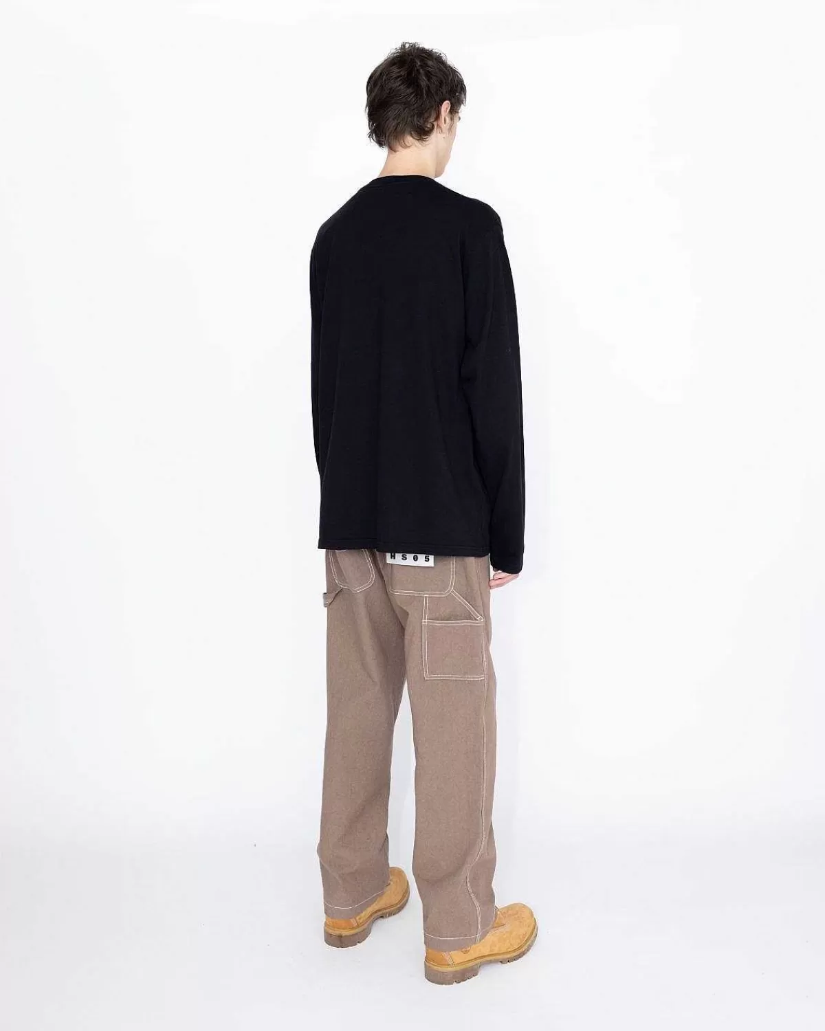 pigmentfarvet_boxy_langaermet_jersey_sort_5.webp T-Shirts>Highsnobiety HS05 Pigmentfarvet Boxy Langaermet Jersey Sort