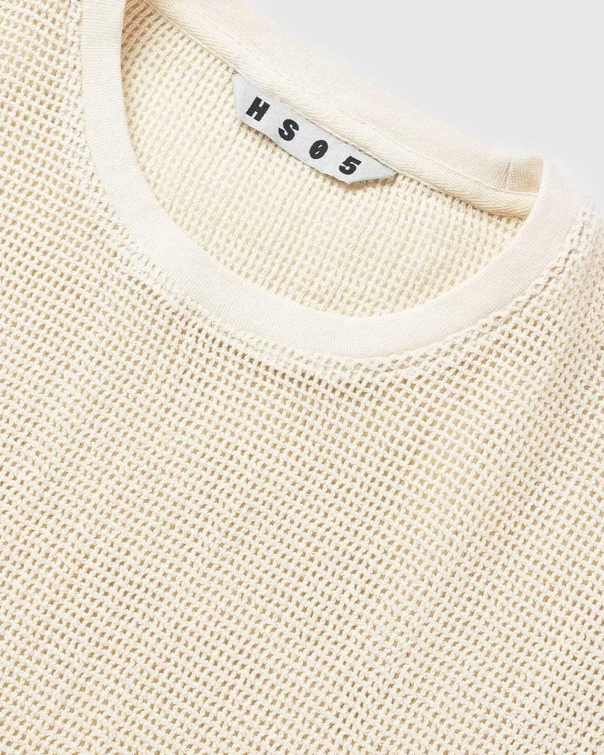 pigmentfarvet_mesh_tshirt_natural_7.webp T-Shirts>Highsnobiety HS05 Pigmentfarvet Mesh T-Shirt Natural