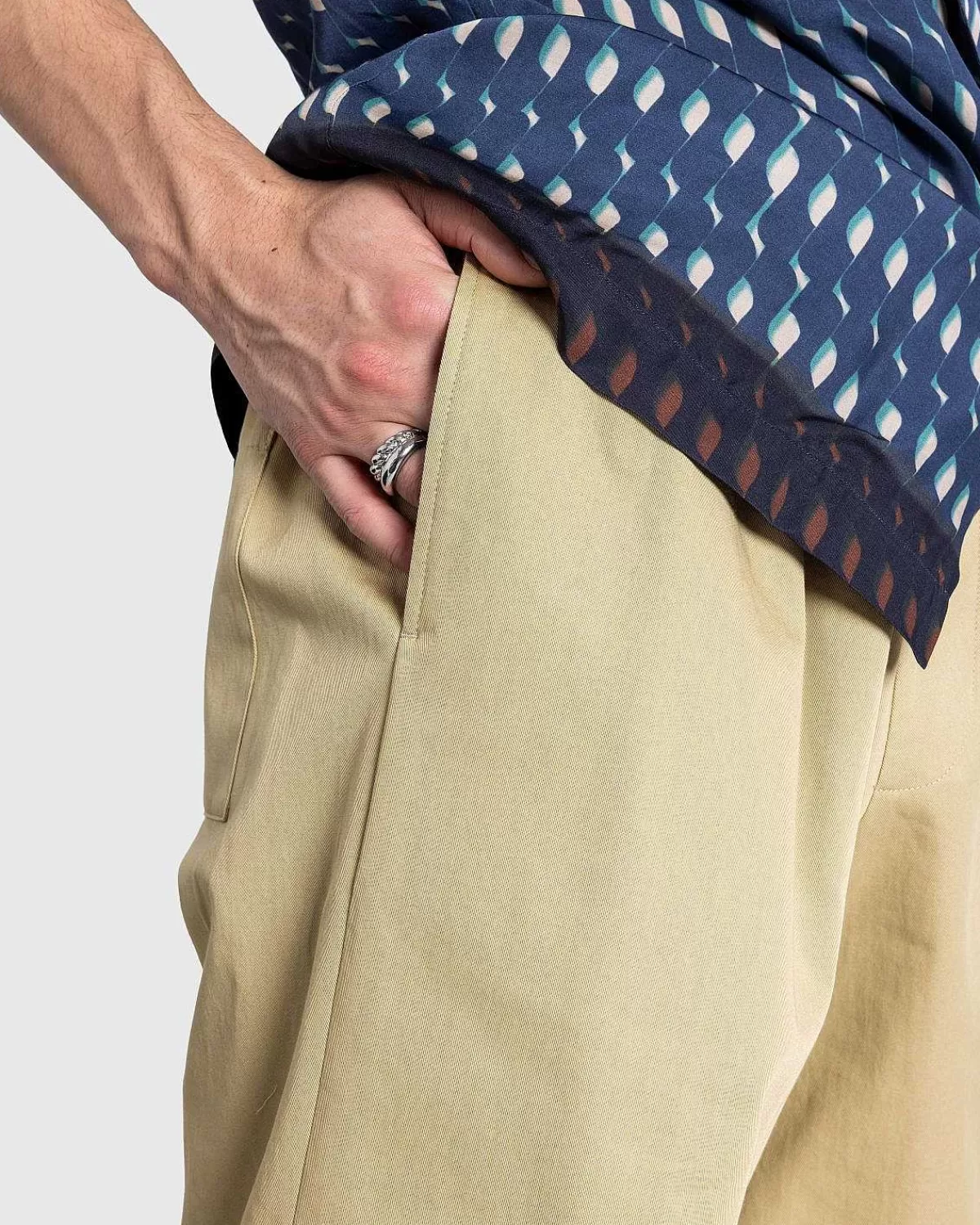 piperi_shorts_beige_5.webp Shorts>Dries van Noten Piperi Shorts Beige