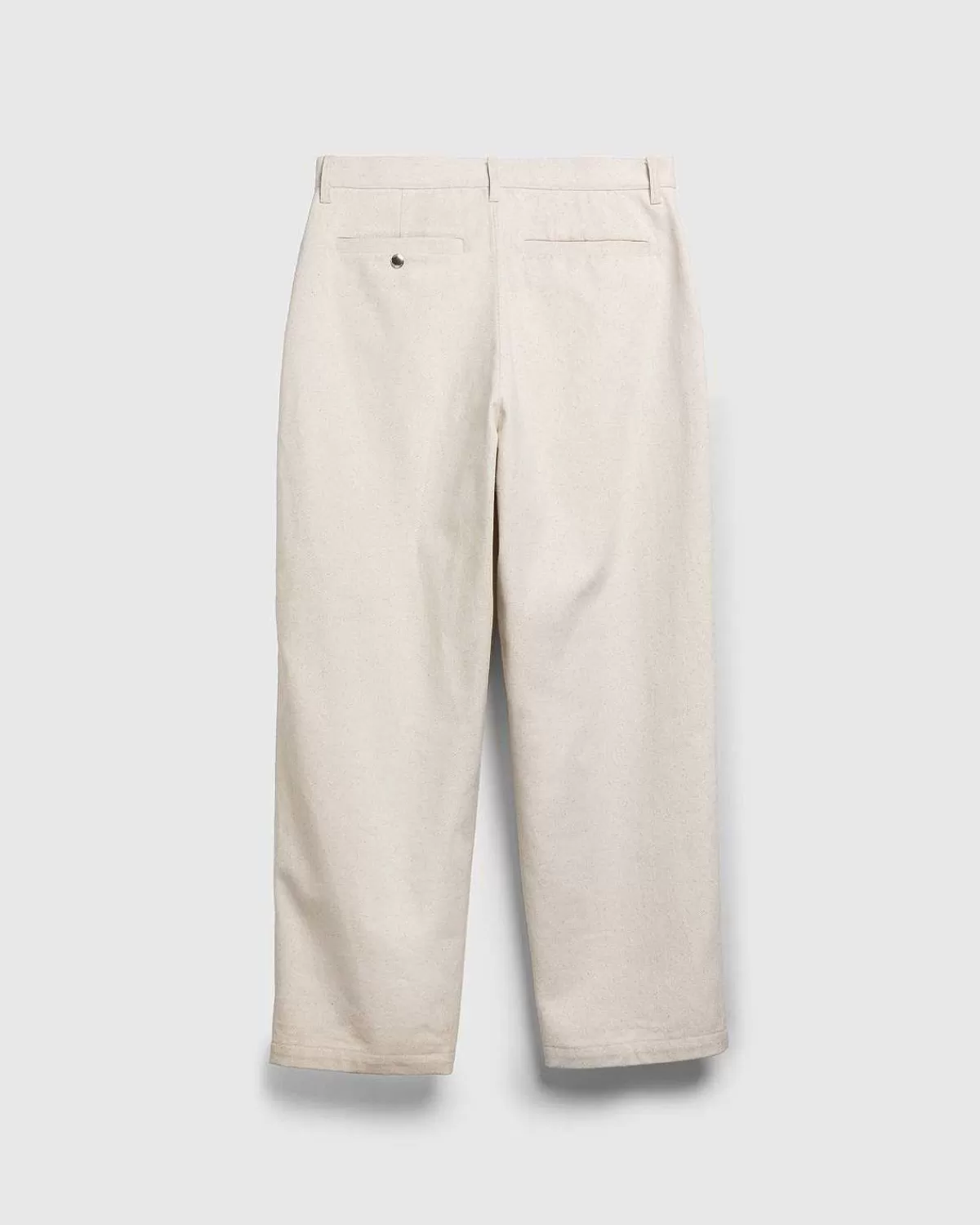 plisserede_bomuldsbukser_elfenben_2.webp Bukser>Highsnobiety HS05 Plisserede Bomuldsbukser Elfenben