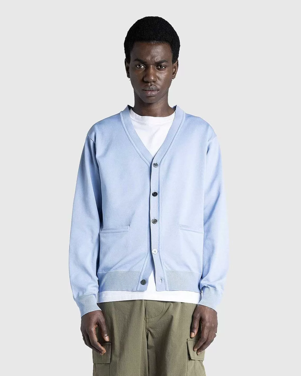 poly_strik_cardigan_lysebla_3.webp Strik>Highsnobiety HS05 Poly Strik Cardigan Lysebla