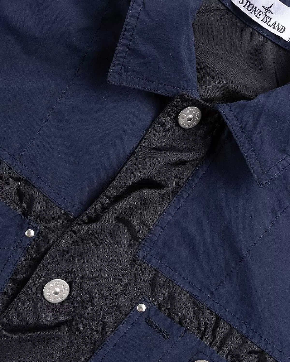 polyester_tela_let_jakke_marinebla_7.webp Overtøj>Stone Island Polyester Tela Let Jakke Marinebla