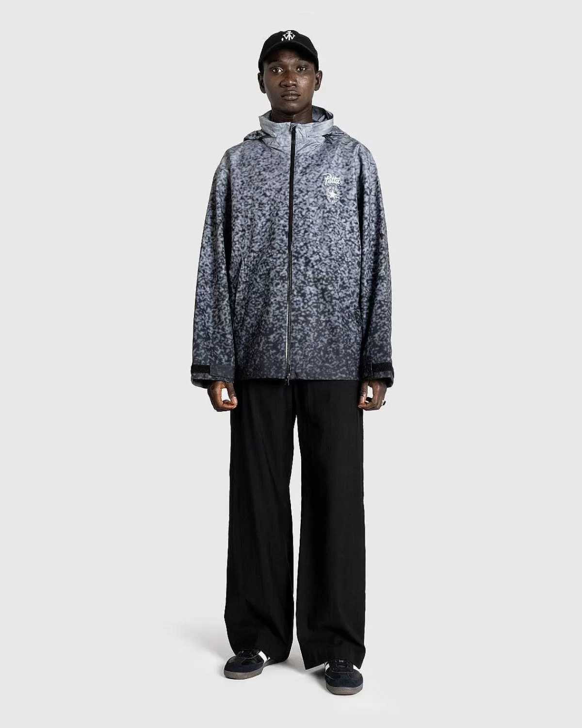 rain_or_shine_jakke_sort_gradient_5.webp Overtøj>Converse Rain Or Shine Jakke Sort Gradient
