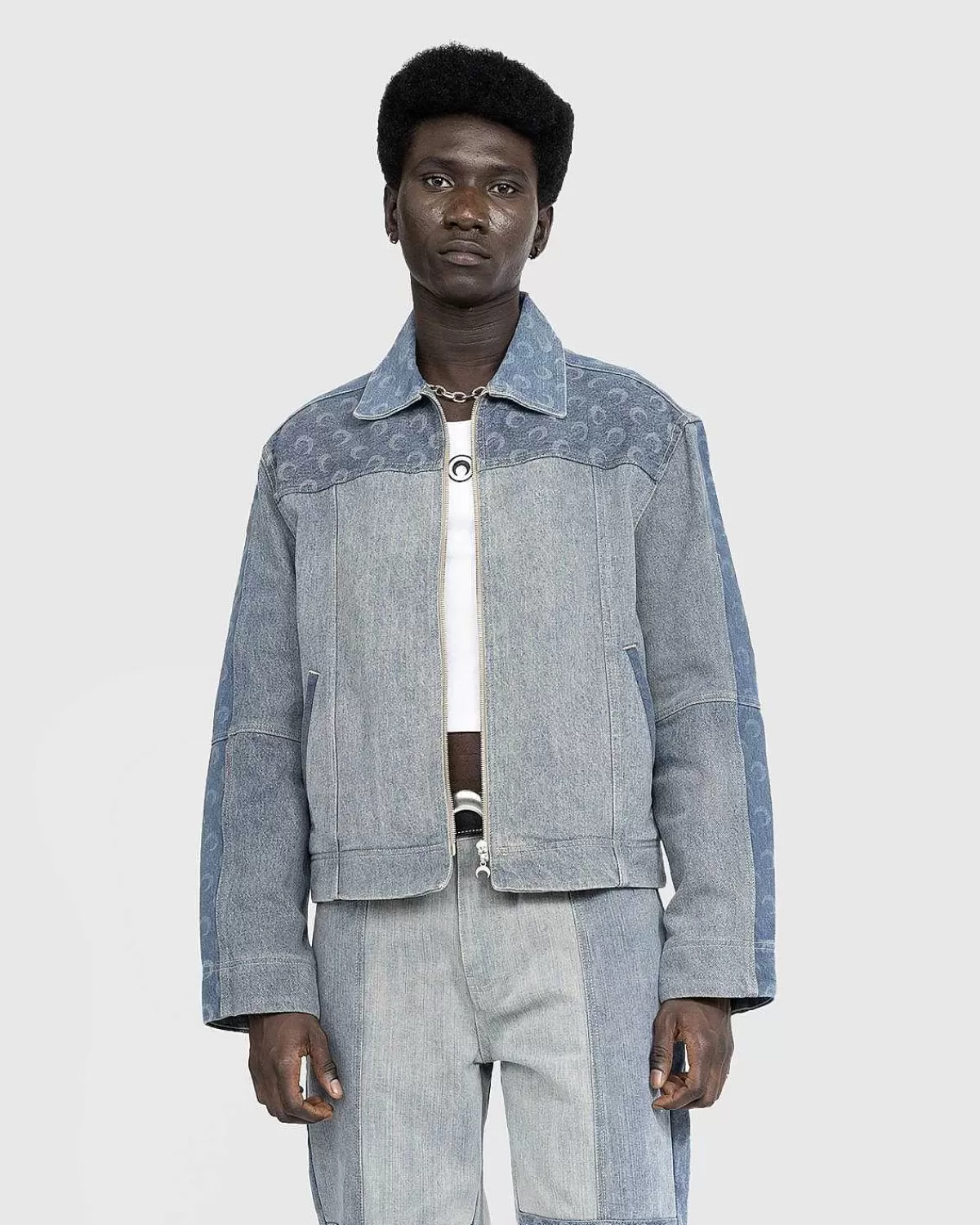 regenereret_denimjakke_bla_2.webp Overtøj>Marine Serre Regenereret Denimjakke Bla