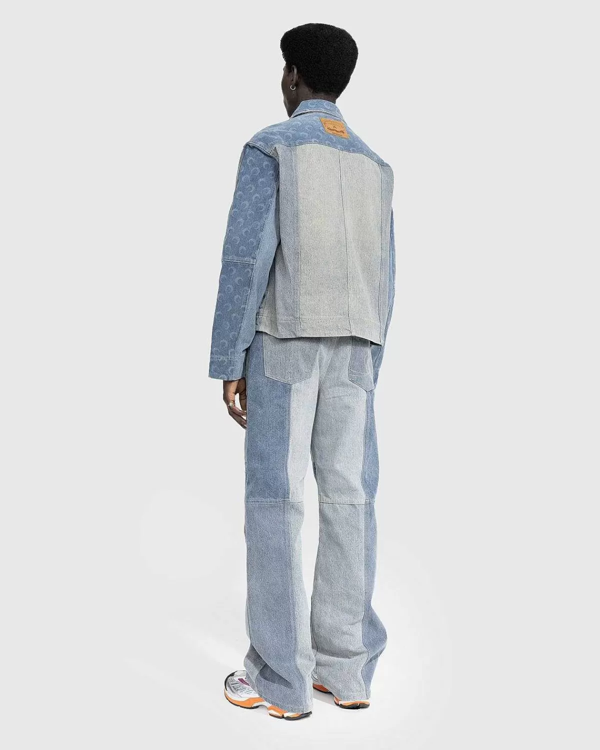 regenereret_denimjakke_bla_4.webp Overtøj>Marine Serre Regenereret Denimjakke Bla