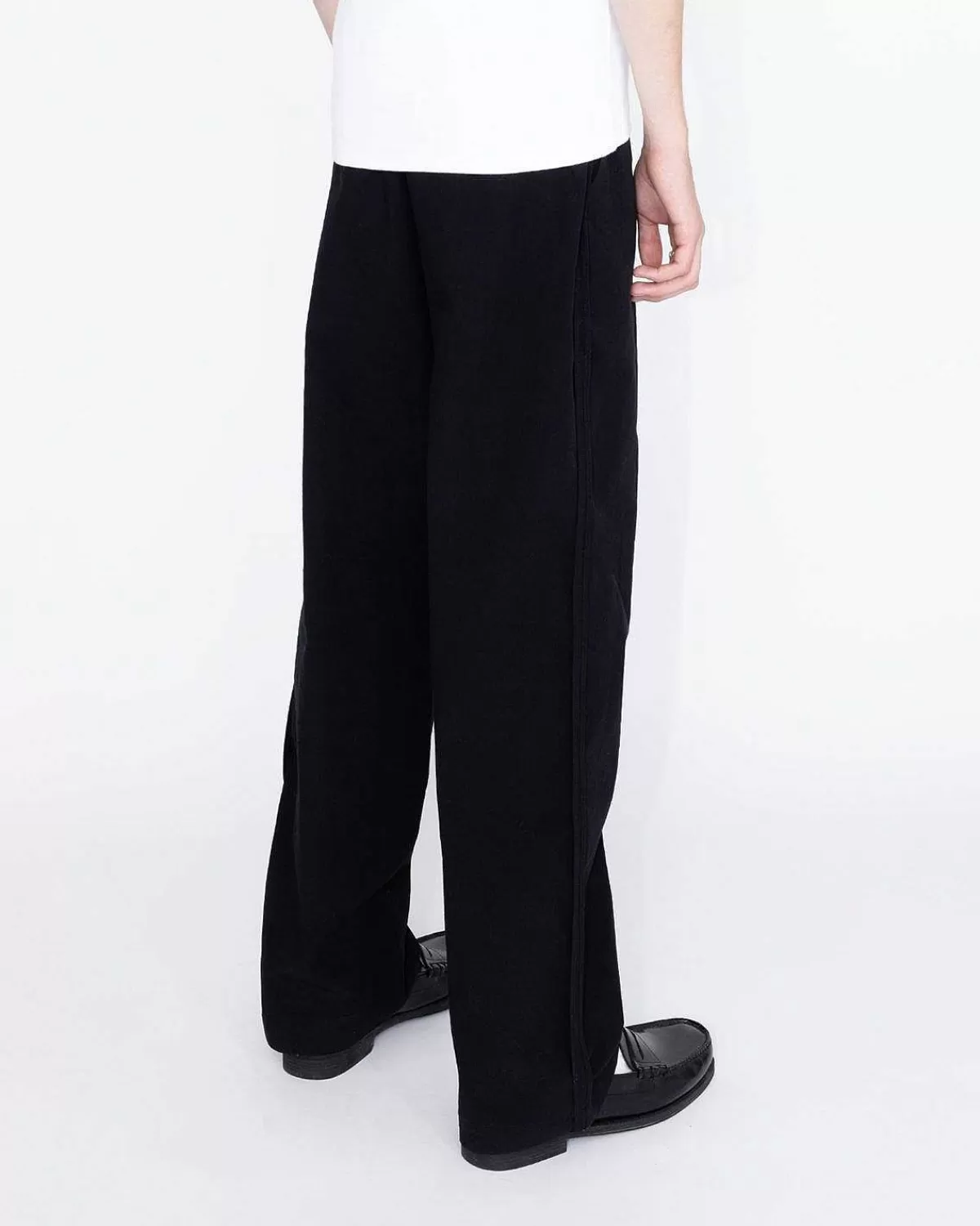 reverse_piping_elastisk_buks_sort_4.webp Bukser>Highsnobiety HS05 Reverse Piping Elastisk Buks Sort