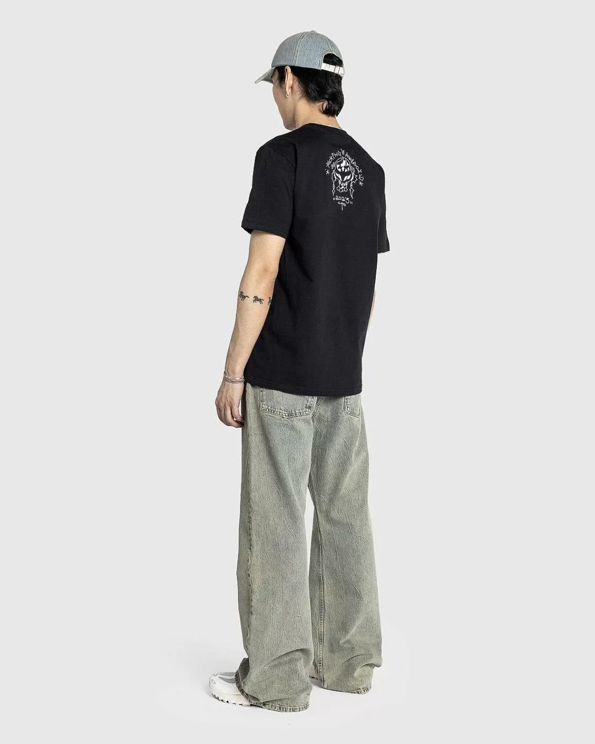 T-Shirts>Fucking Awesome Savie T-Shirt Sort