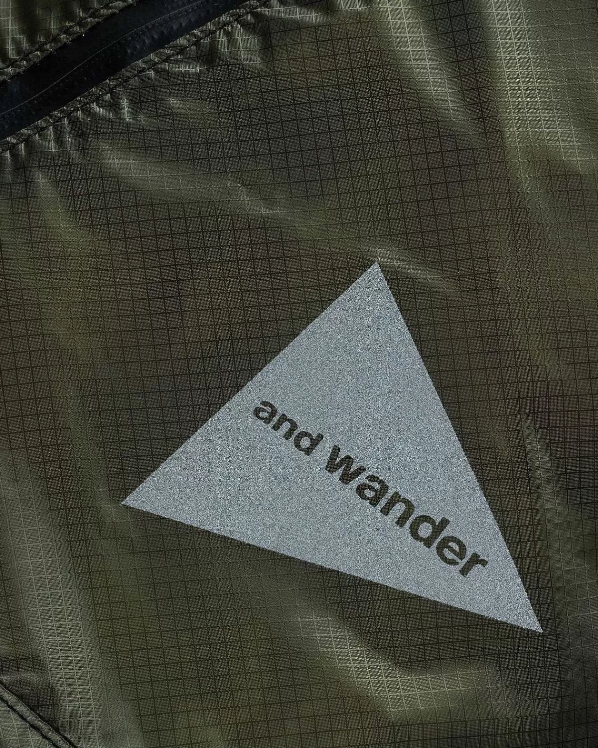 sil_daypack_khaki_6.webp Tasker>And Wander Sil Daypack Khaki