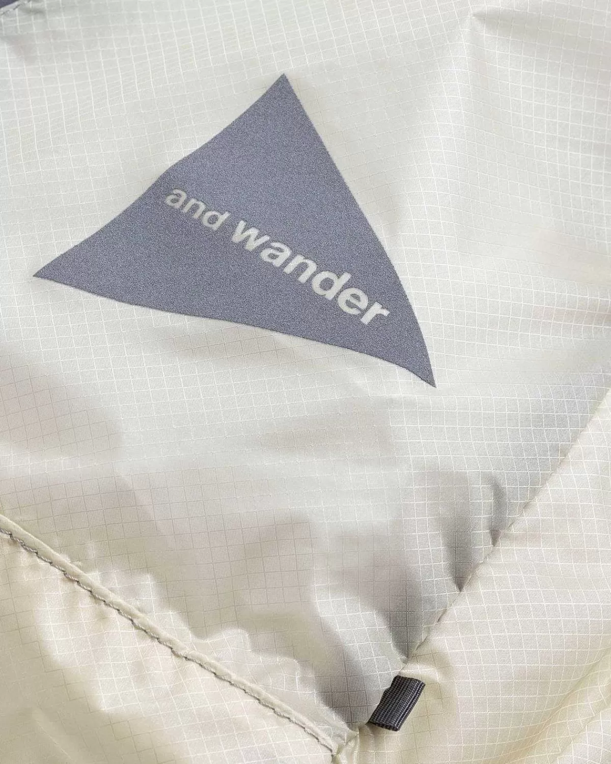 sil_daypack_offwhite_5.webp Tasker>And Wander Sil Daypack Off-White